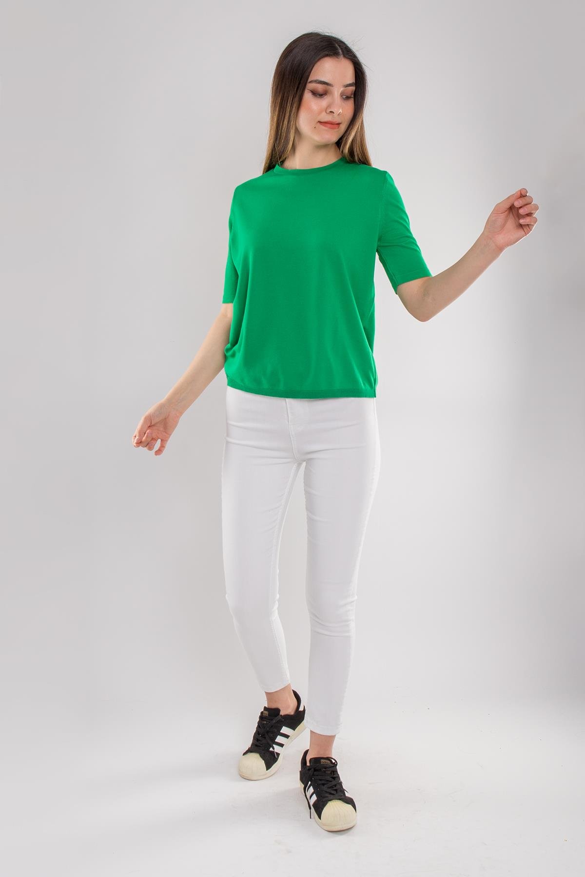 731 Bisiklet Yaka Arka Damlı Kısa Kol Merserize Triko