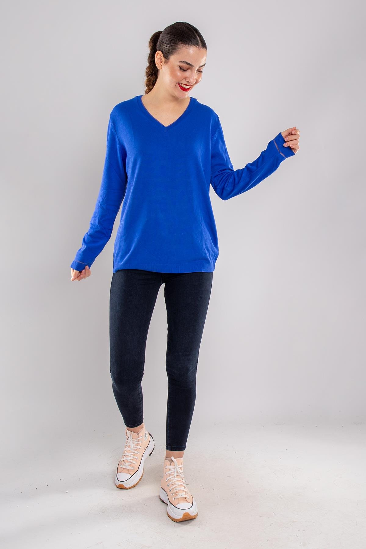 756 Vyaka ve Kol Ucu Simli Merserize Triko