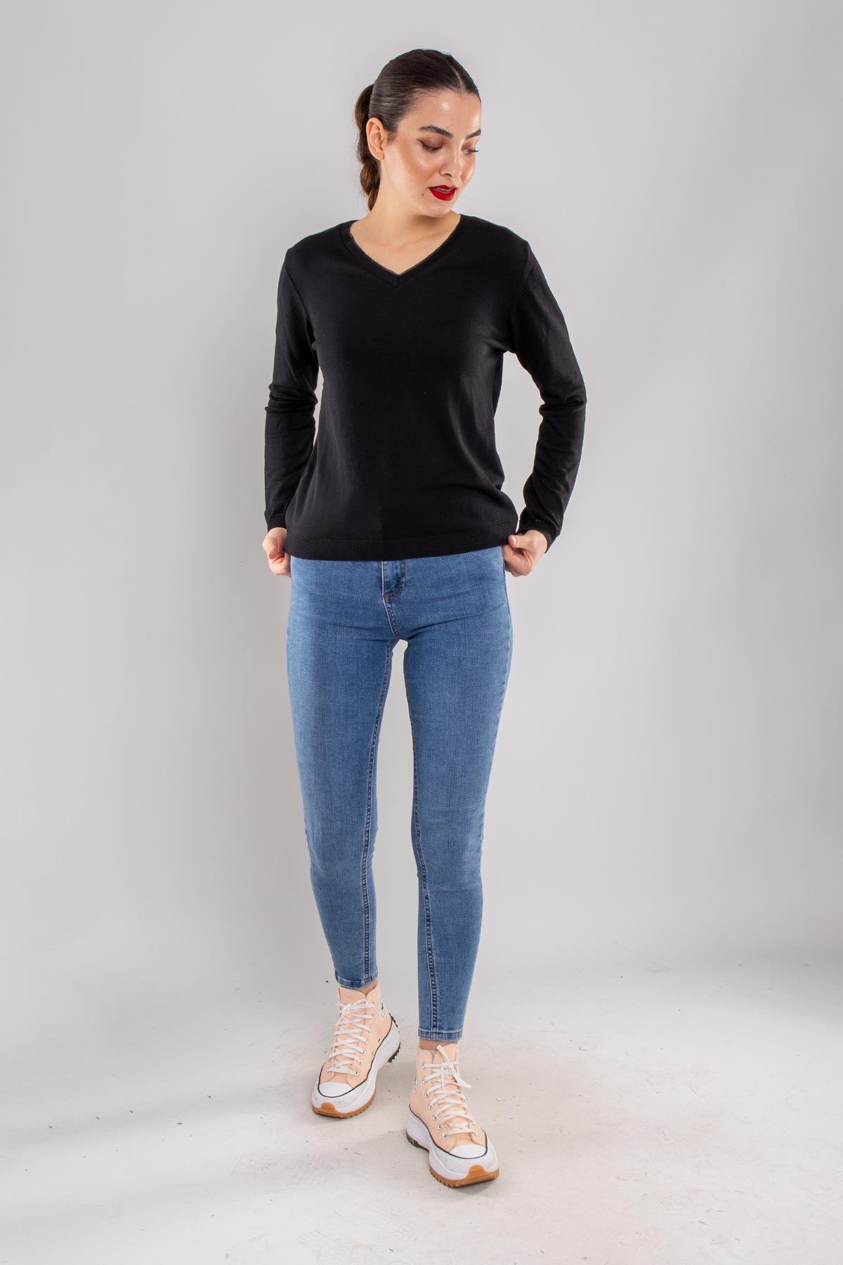 756 Vyaka ve Kol Ucu Simli Merserize Triko