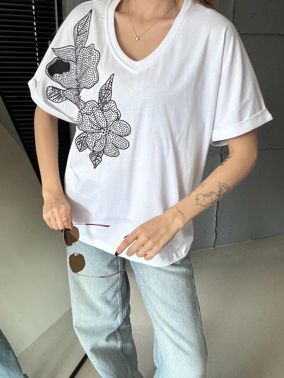 7668 Vyaka Taş Baskılı Yaprak Nakışlı Kısa Kol Tshirt