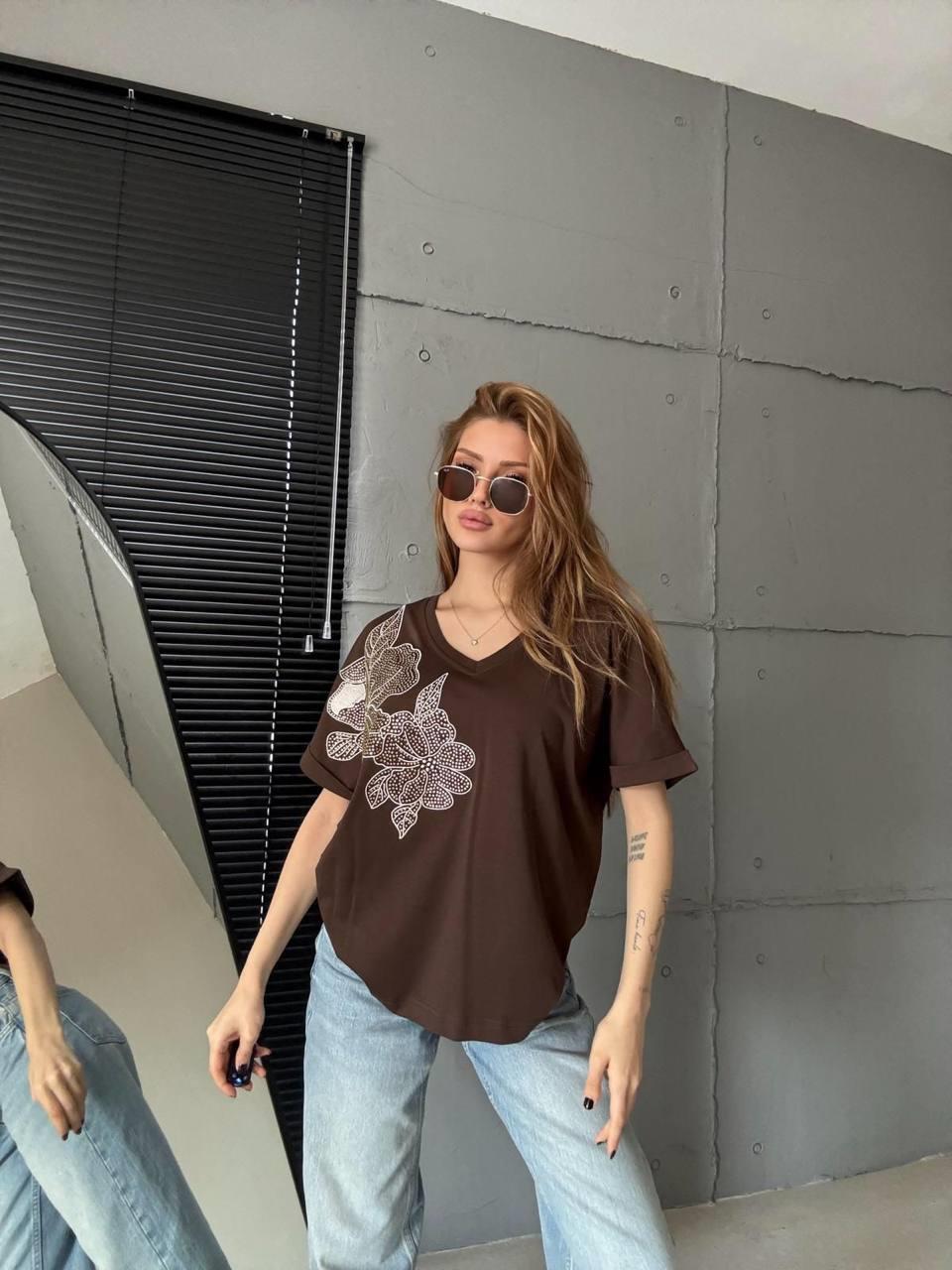 7668 Vyaka Taş Baskılı Yaprak Nakışlı Kısa Kol Tshirt