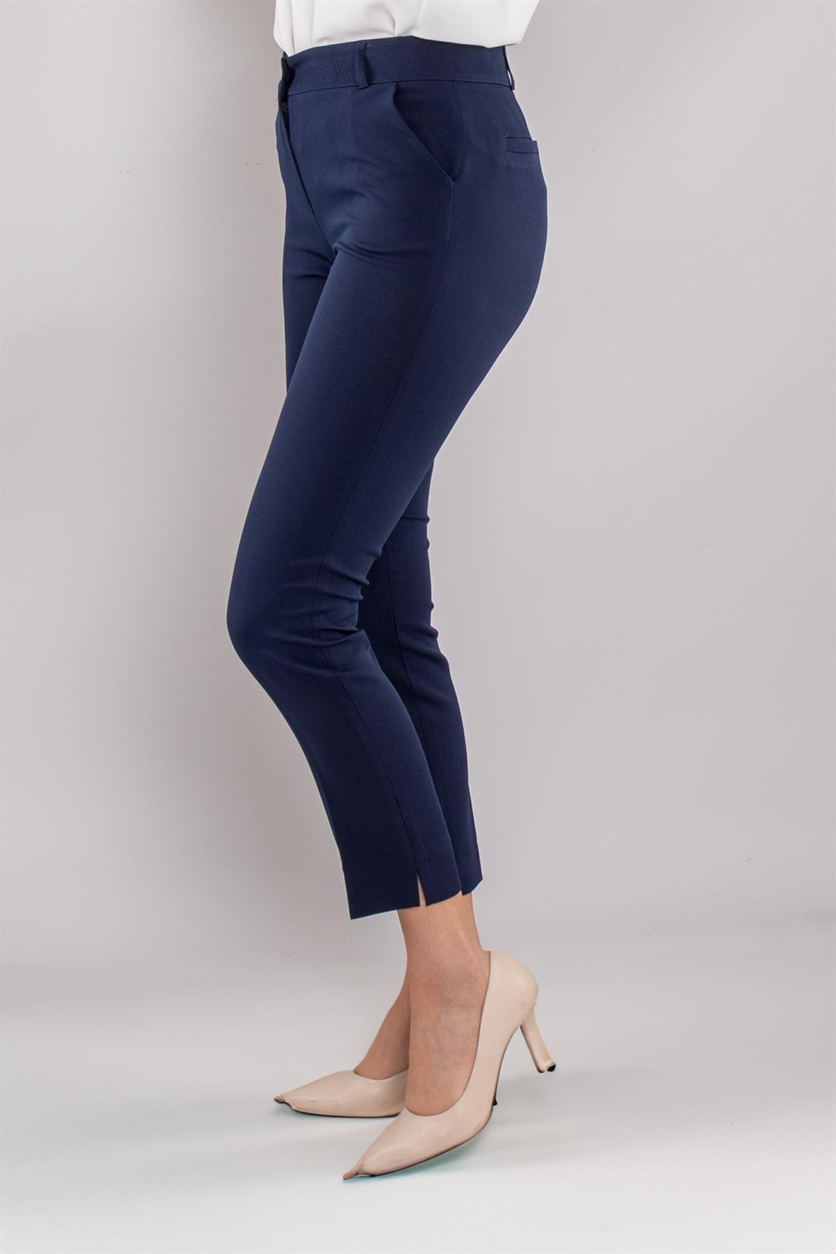 79300 Paça Yırtmaçlı Krep Kumaş Kadın Pantolon