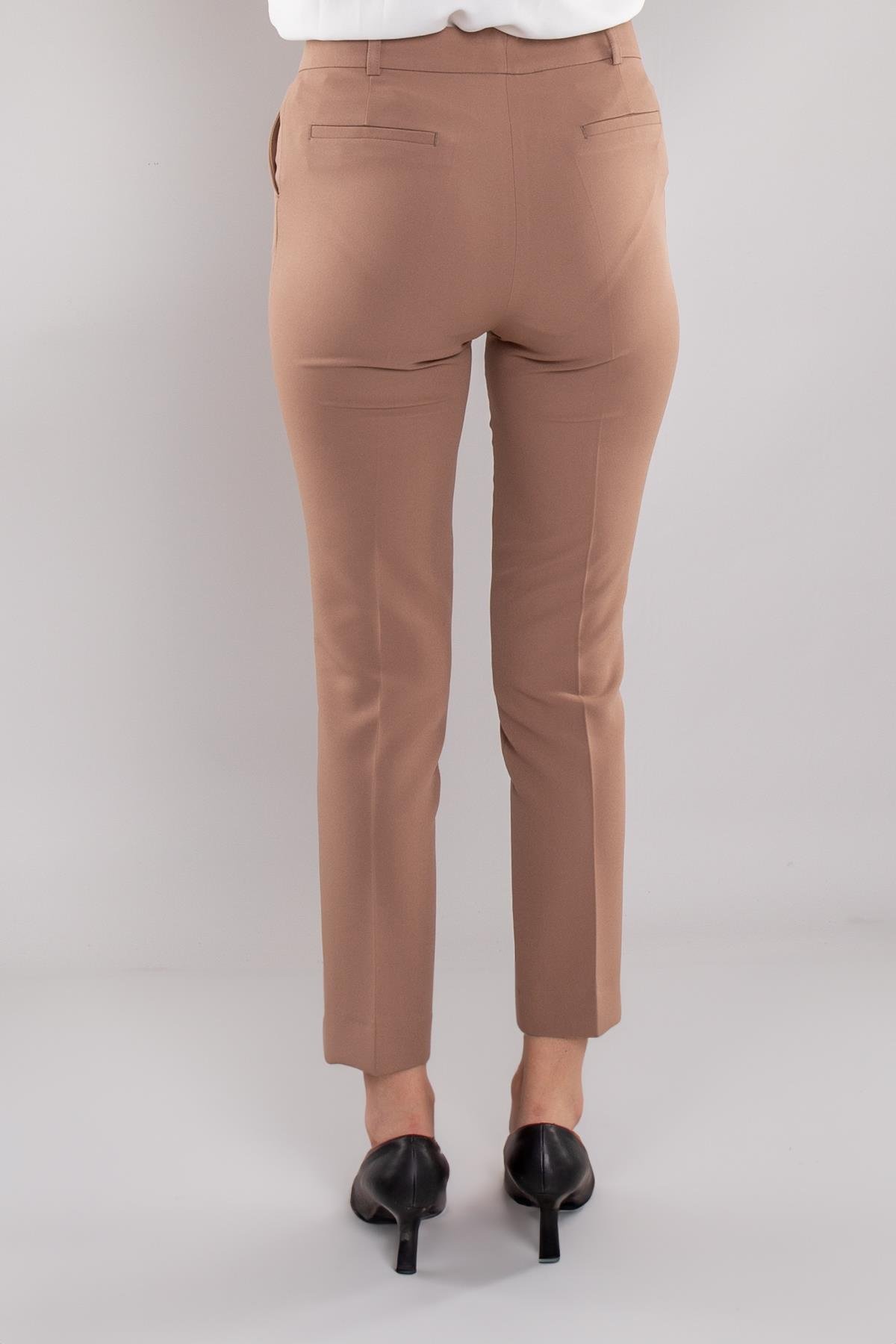 79300 Paça Yırtmaçlı Krep Kumaş Kadın Pantolon