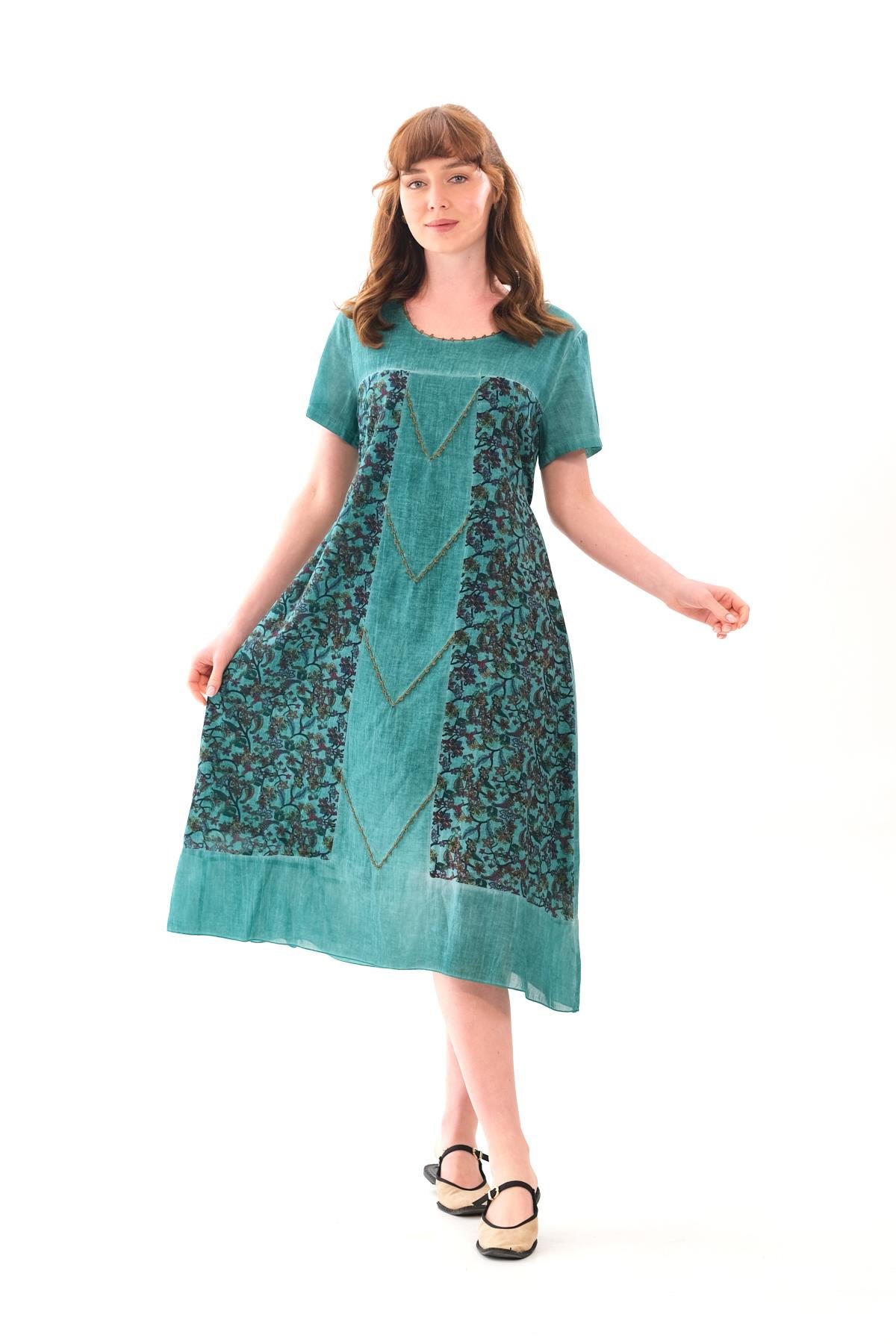 8011 Büyük Beden Çiçek Desenli Kısa Kol Pamuk Otantik Elbise