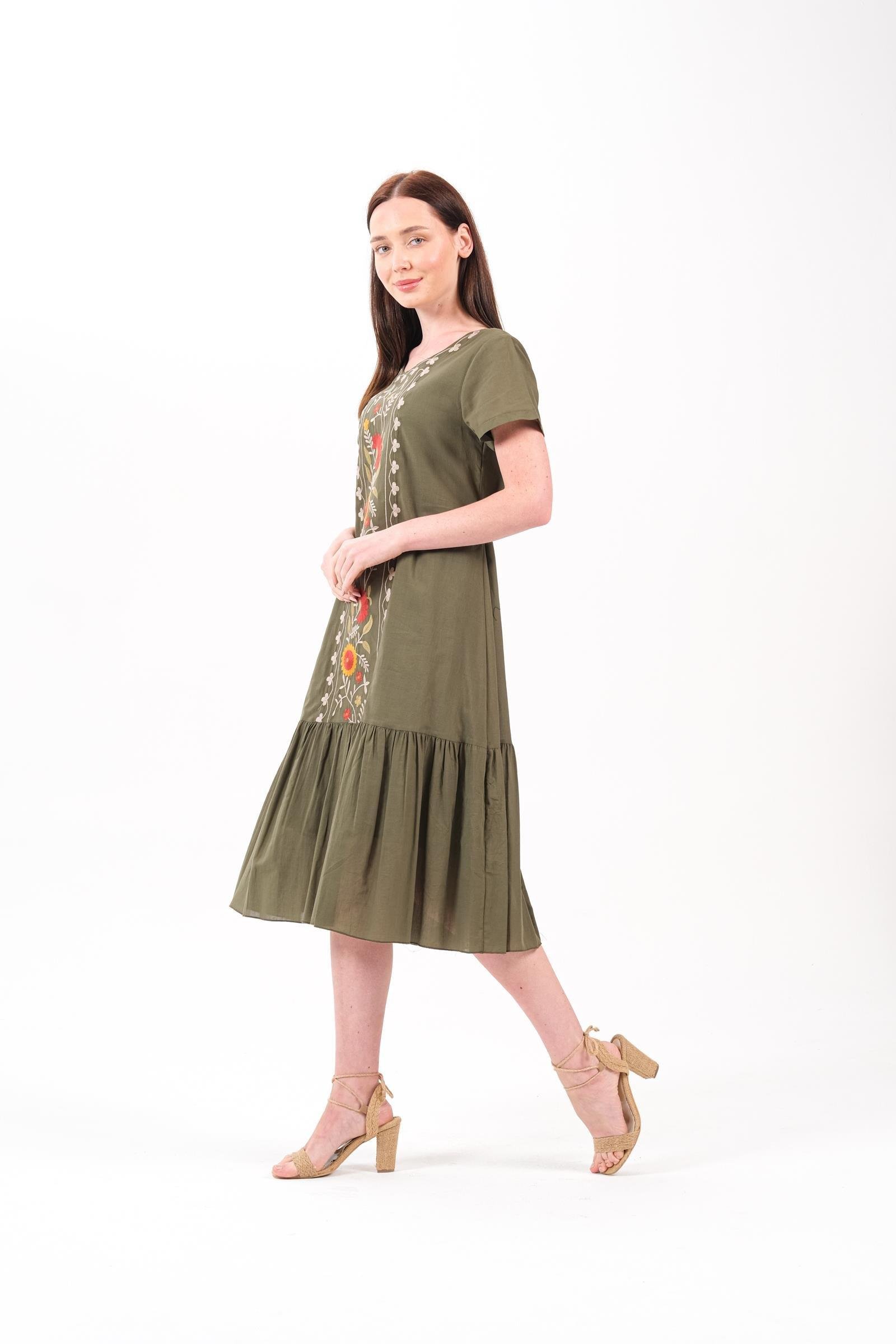 8012 Papatya Nakışlı Kısa Kol Pamuk Otantik Elbise