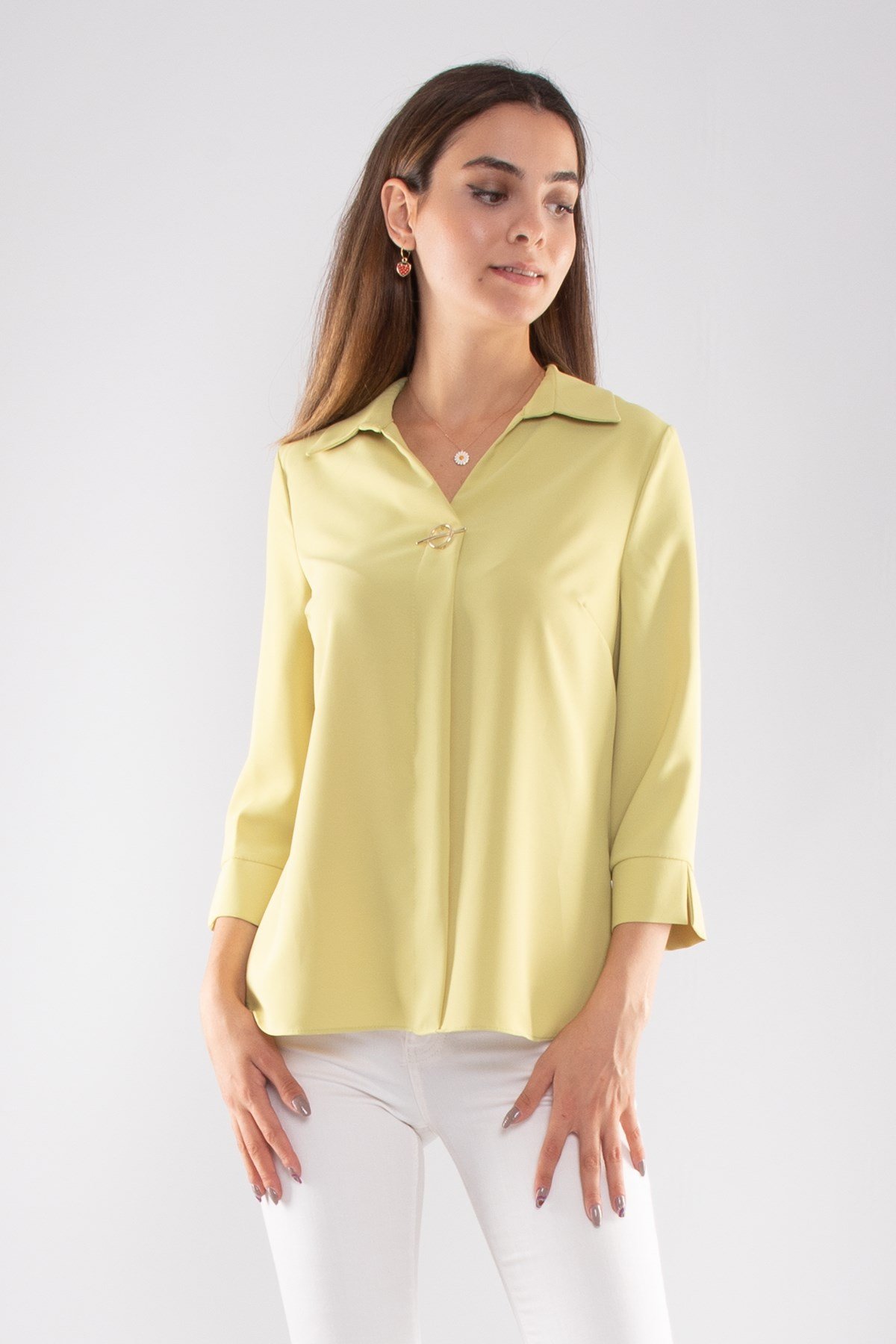 81285 Broşlu Truvakar Kol Krep Bluz