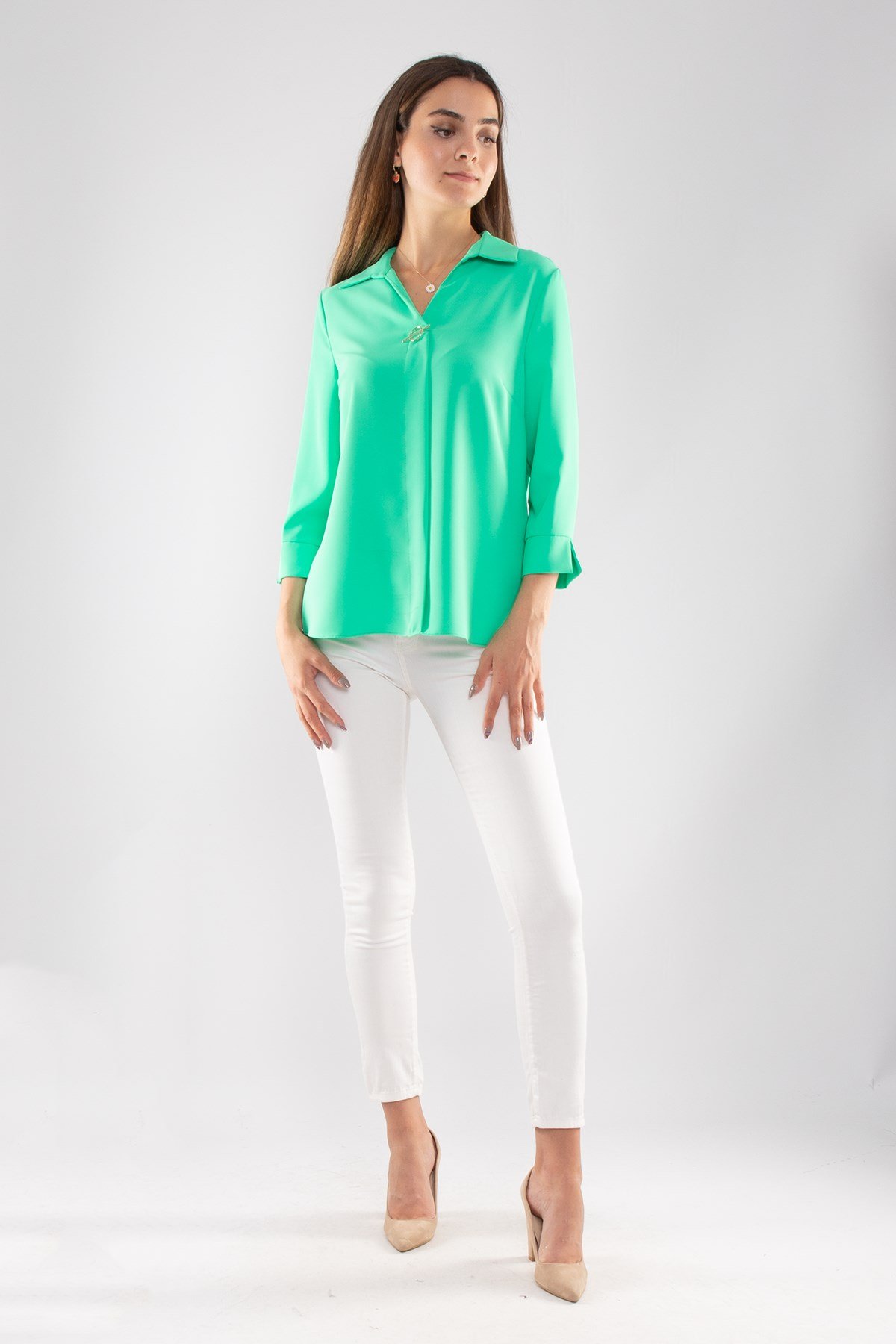 81285 Broşlu Truvakar Kol Krep Bluz