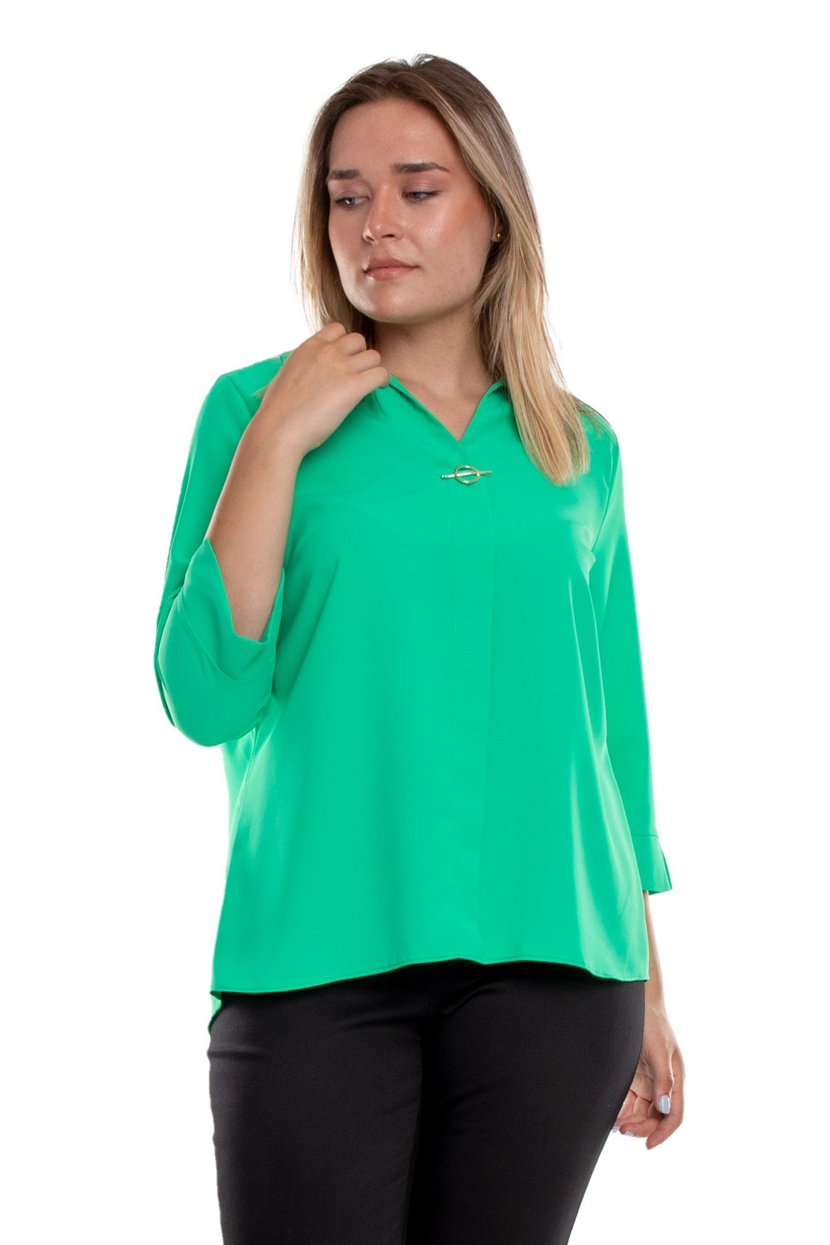 81592 Büyük Beden Broşlu Truvakar Kol Krep Bluz