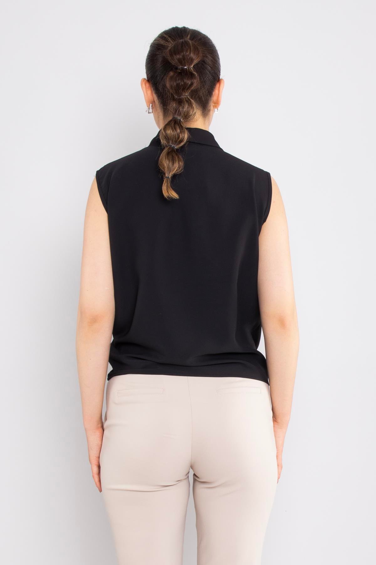 81856 Kruvaze Yaka Dökümlü Kolsuz Şifon Bluz