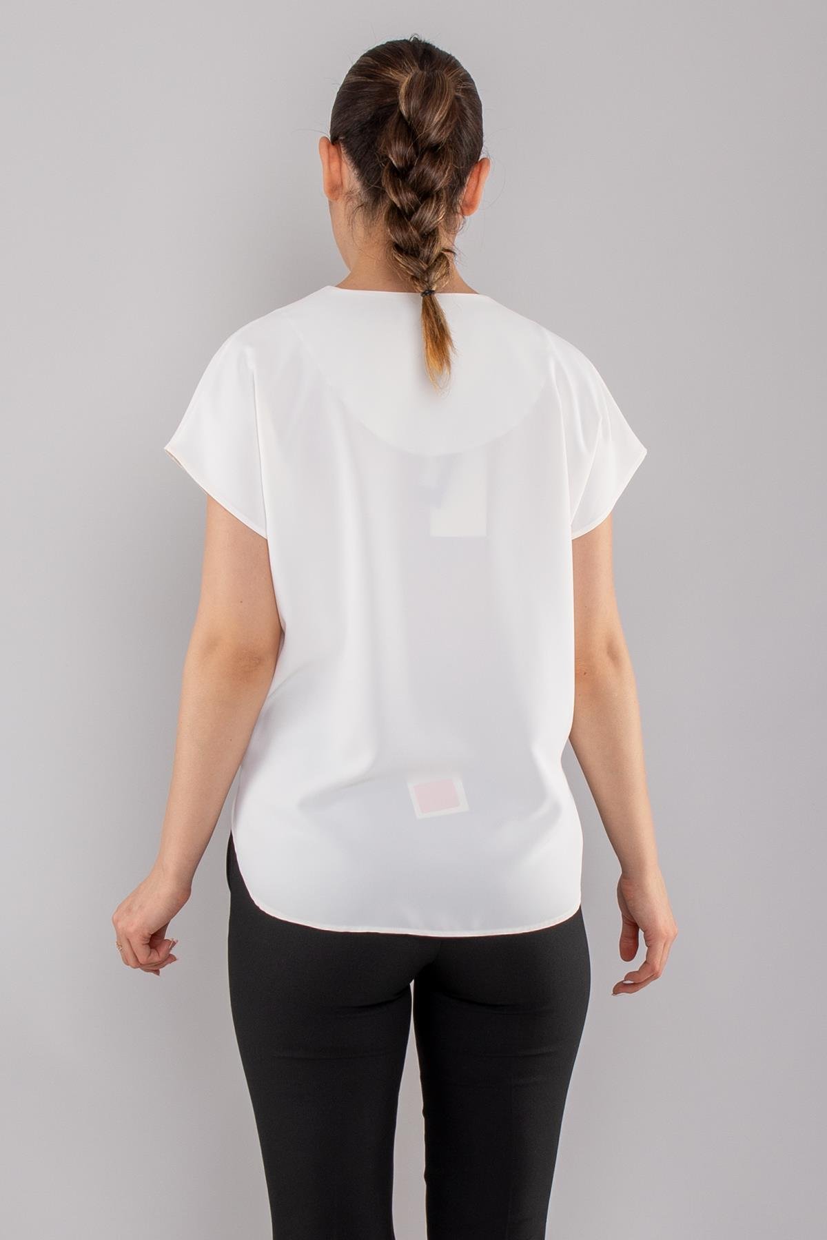 81908 Vyaka Broşlu Kısa Kol Krep Şifon Bluz