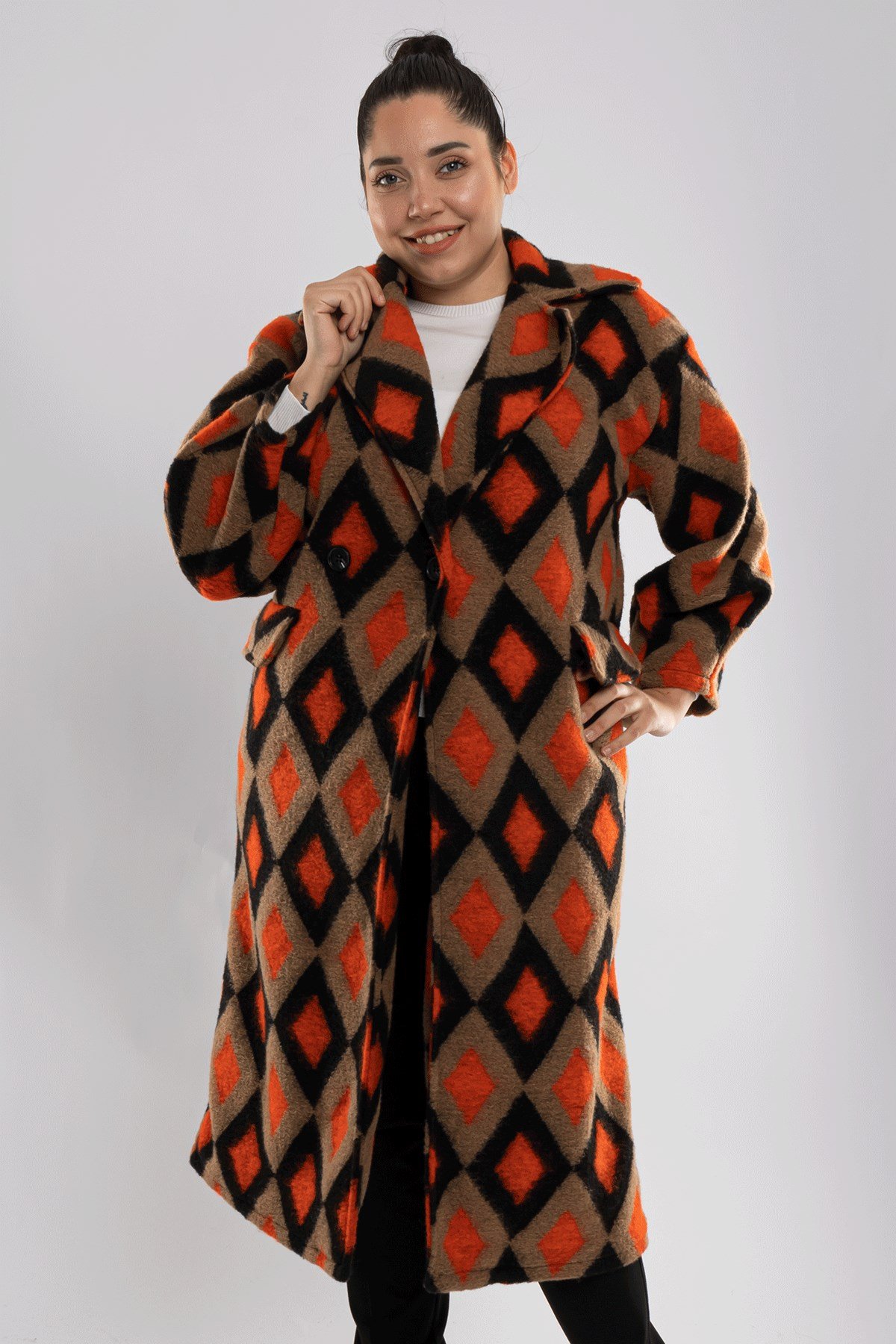 9005 Büyük Beden Baklava Desen Kadın Kaşe Kaban