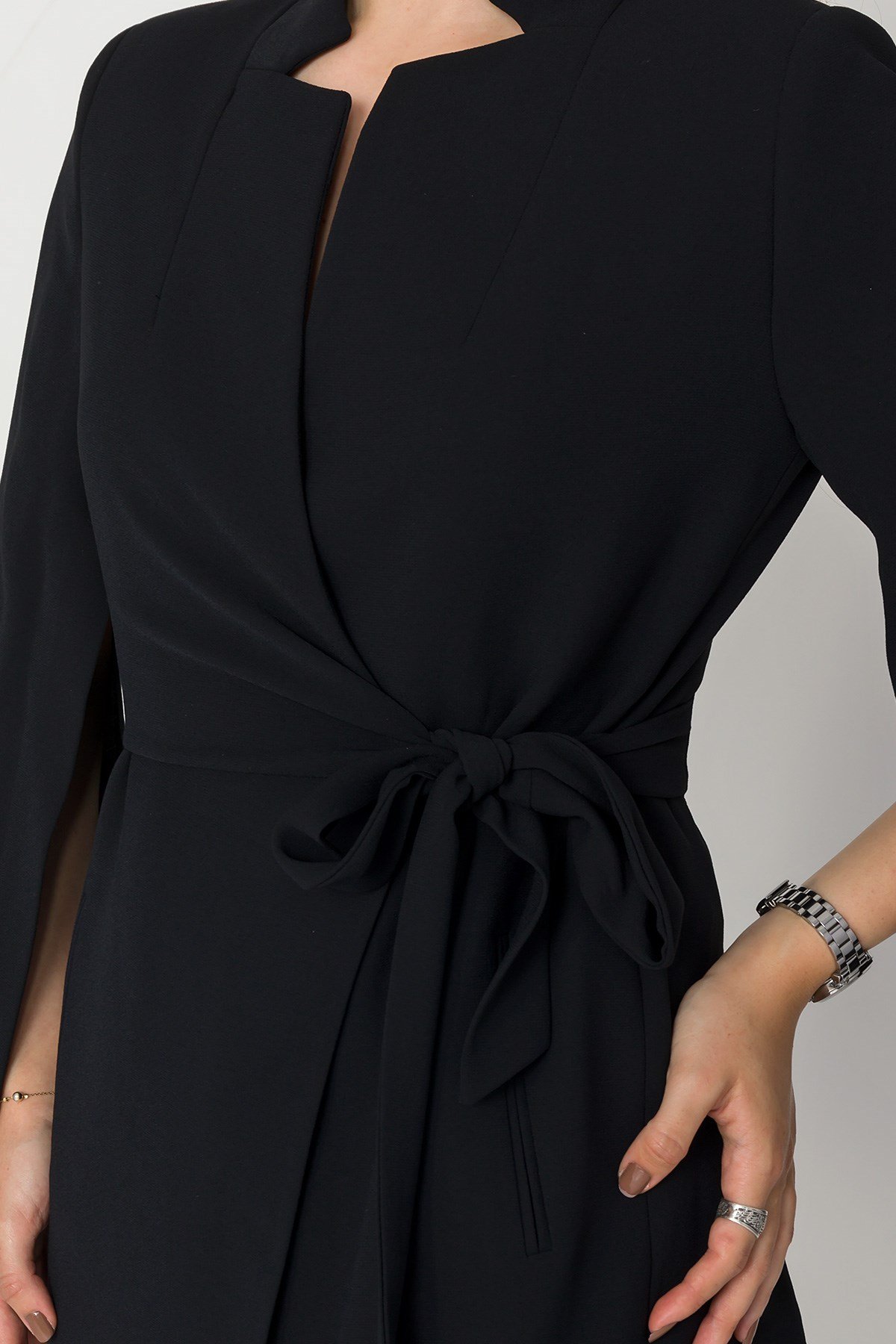 90177 Yandan Bağlamalı Hakim Yaka Yırtmaç Kol Ceket