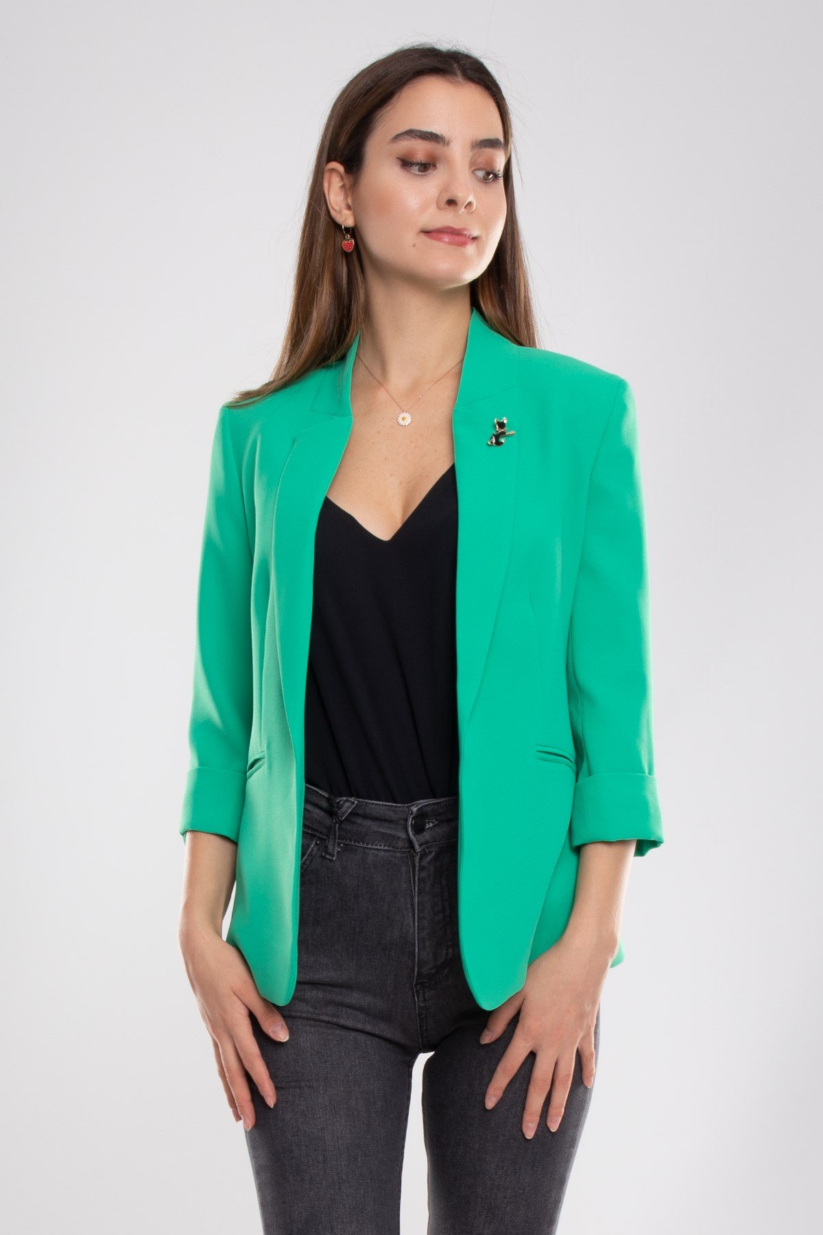 90179 KEDİ BROŞLU CEKET