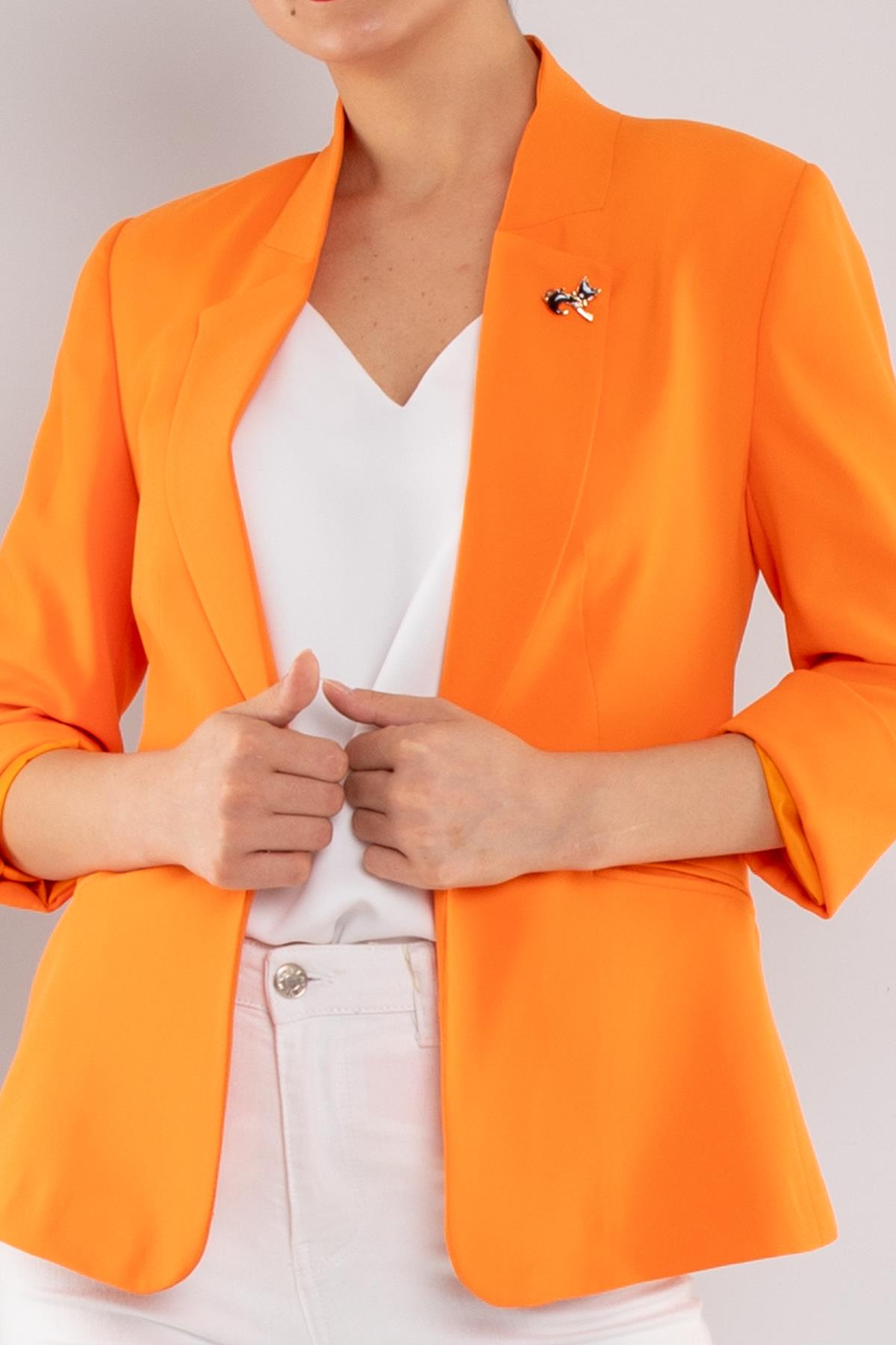 90179 Kedi Broşlu Kadın Ceket