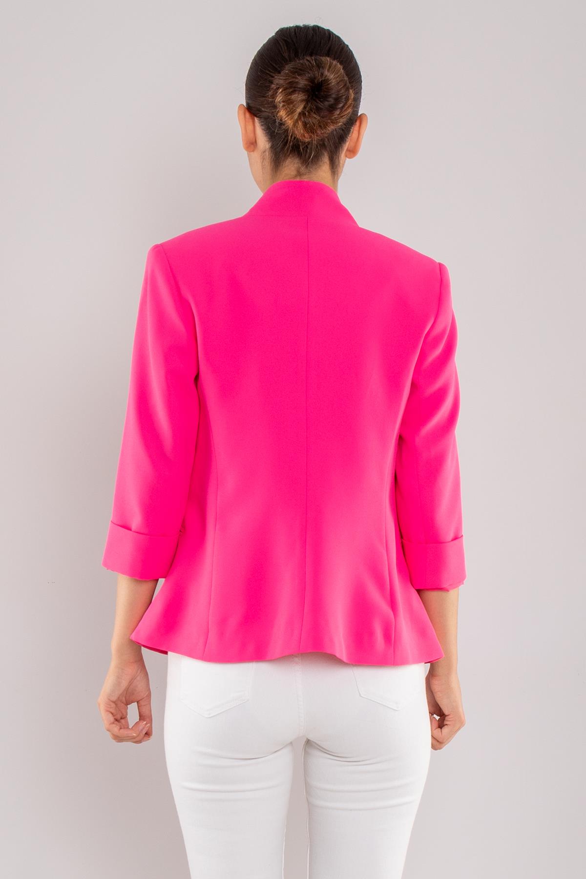 90179 Kedi Broşlu Kadın Ceket