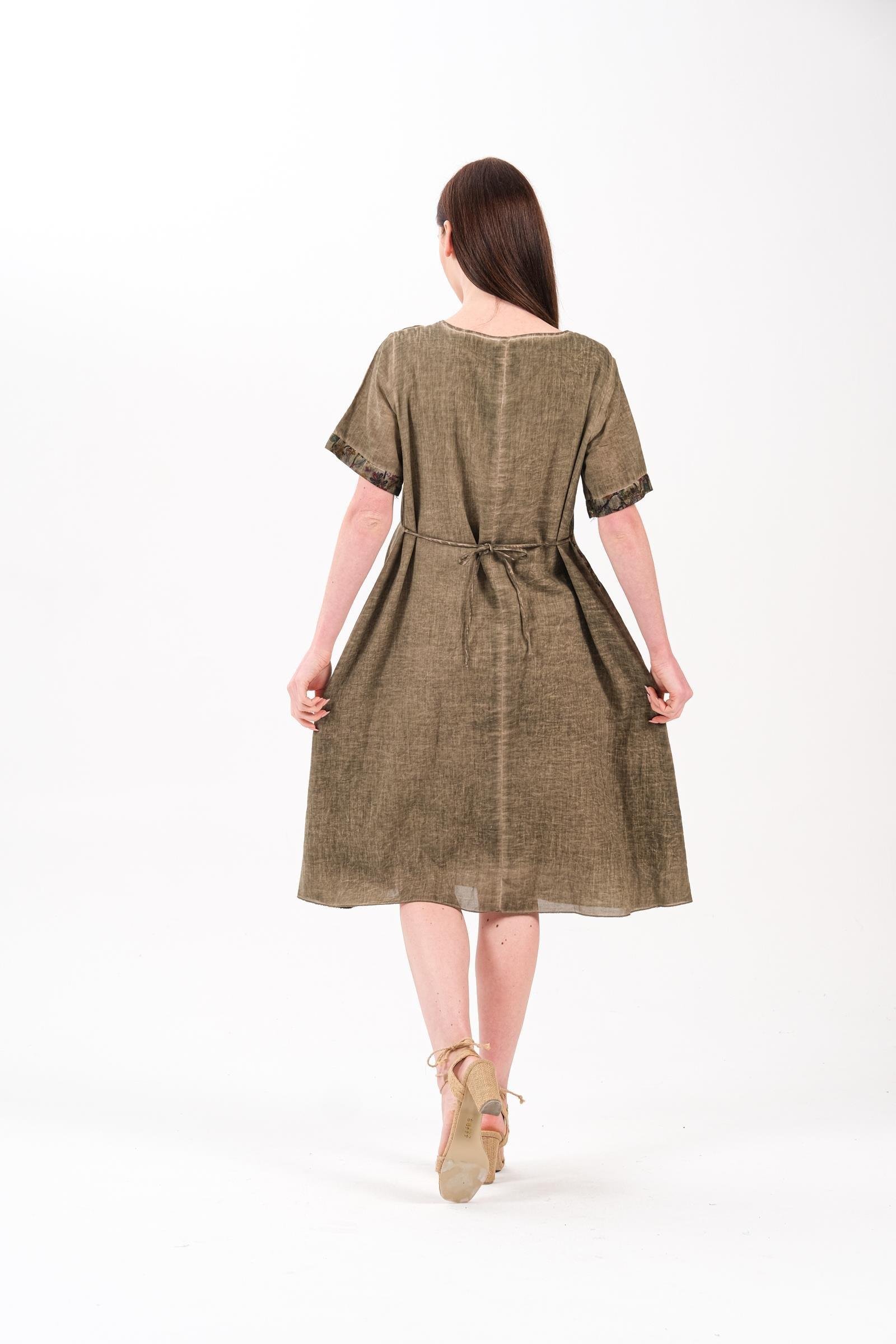 9024 Büyük Beden Cep Detay Kısa Kol Pamuk Otantik Elbise