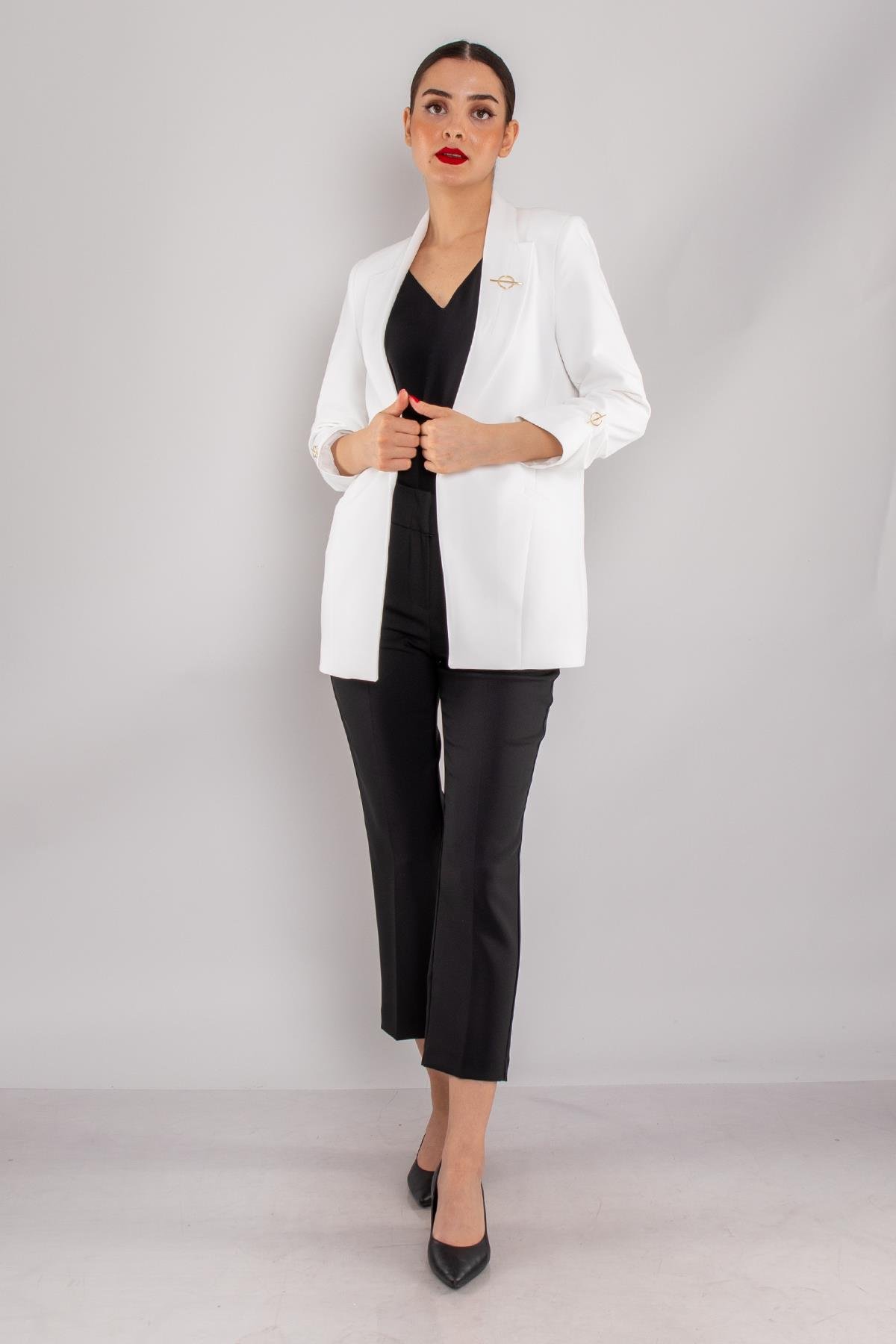 90503 Broşlu Büzgülü Kol Astarlarlı Blazer Ceket