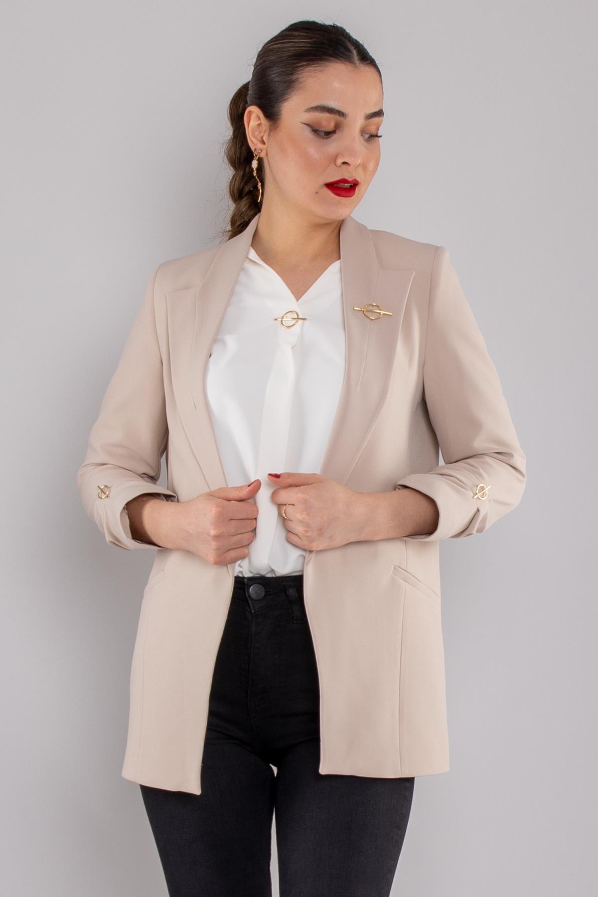 90503 Broşlu Büzgülü Kol Astarlarlı Blazer Ceket