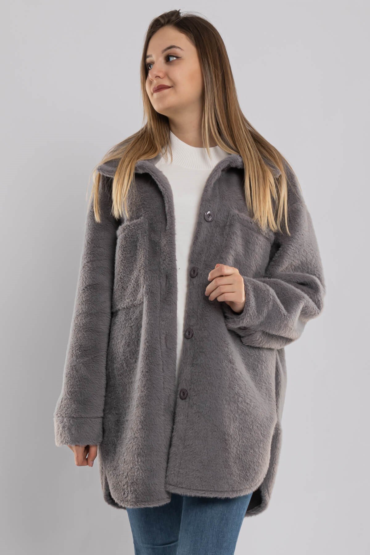 91121 Düğmeli Kısa Kadın Kürk Kaban