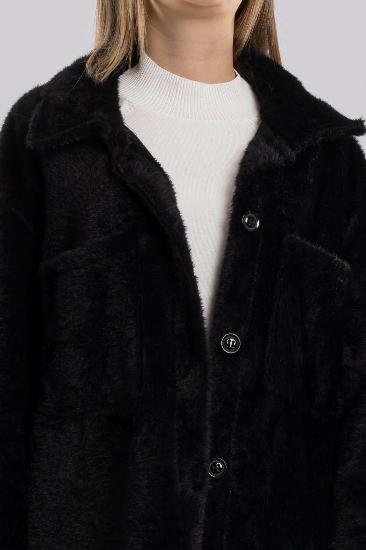 91121 Düğmeli Kısa Kadın Kürk Kaban