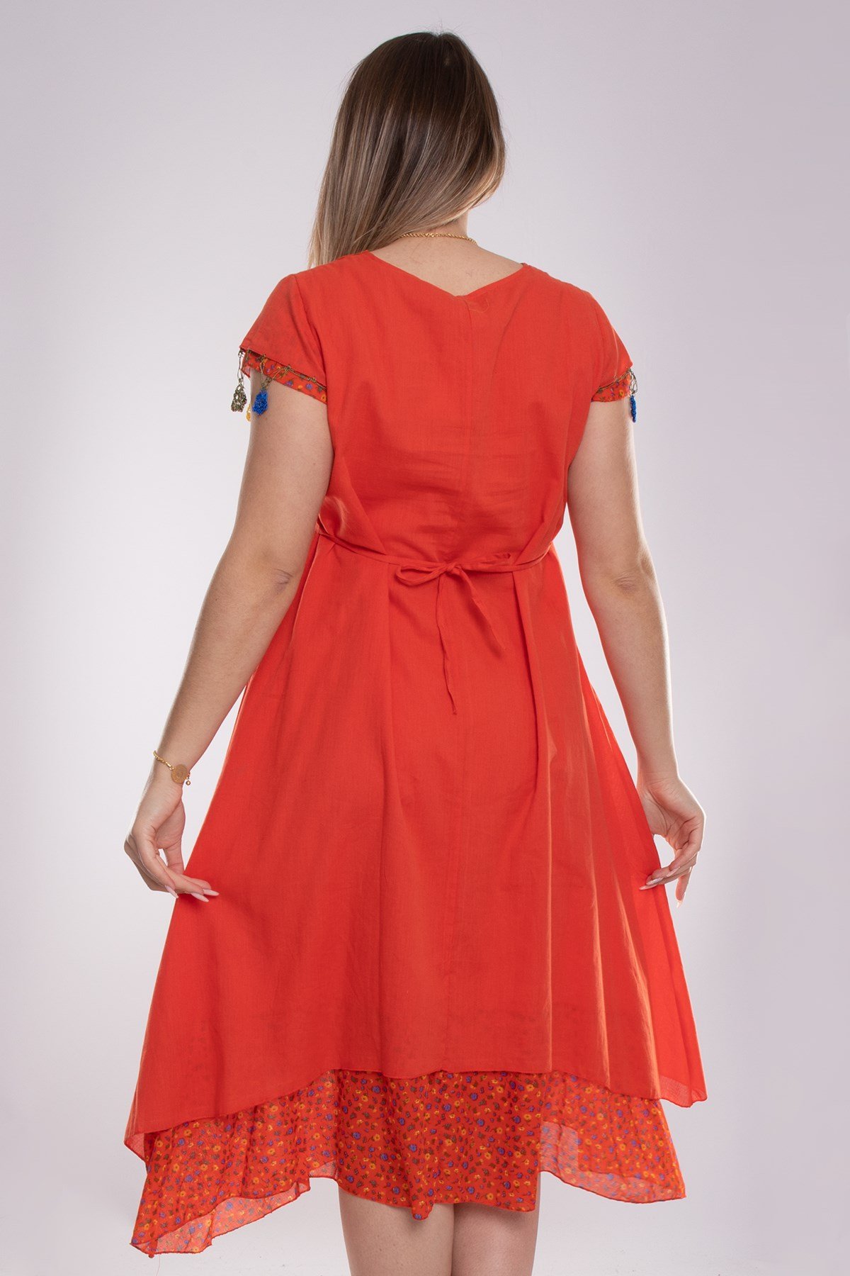 9115 Oya İşli Eteği Parçalı Katlı Kısa Kol Pmauk Otantik Elbise