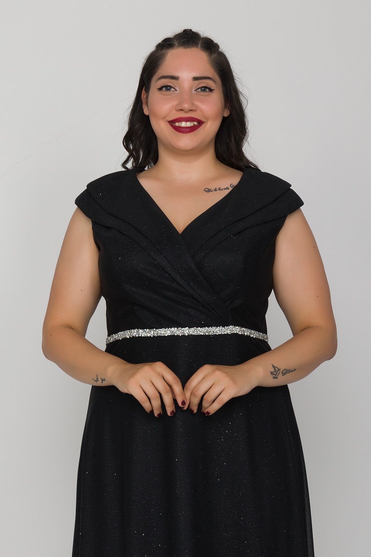 9247 Büyük Beden Çift Yaka Kruvaze Beli Şerit Simli Tül Elbise