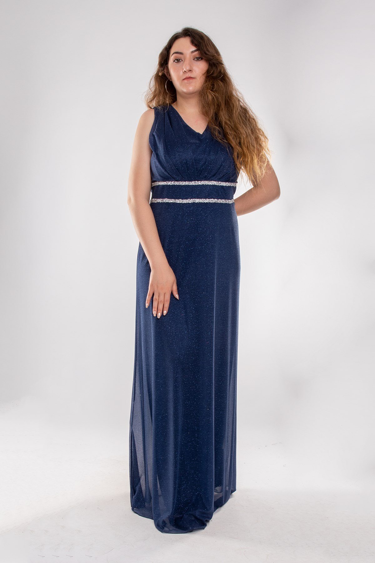 9247 Büyük Beden Çift Yaka Kruvaze Beli Şerit Simli Tül Elbise