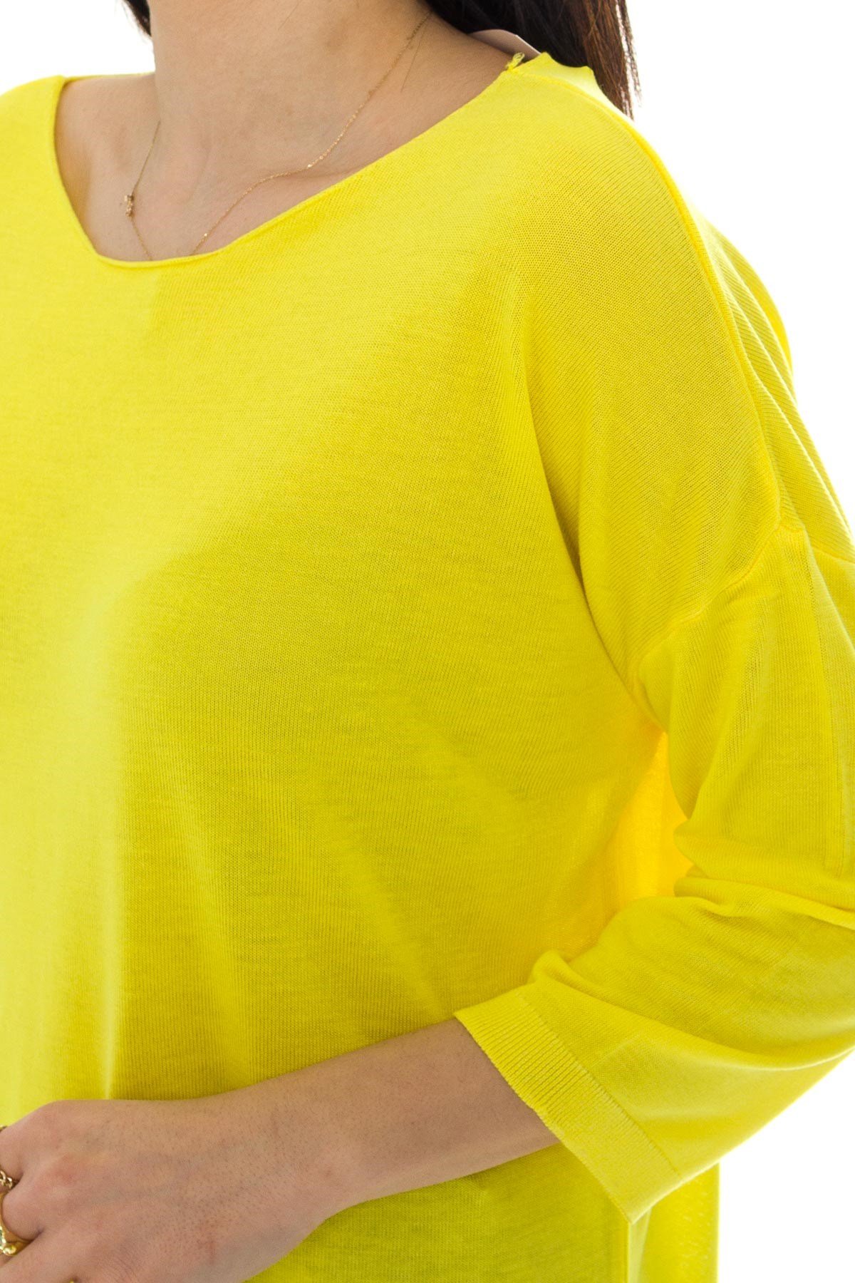 928 KB Bis.Yaka Truv.Kol İnce Triko Bluz