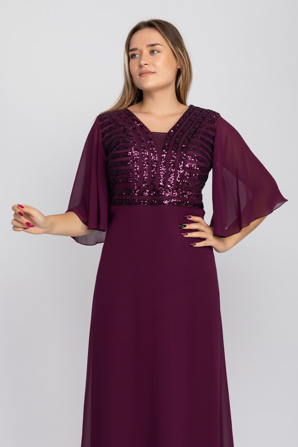 9302 Üzeri Şerit Payet İşleme Valon Tül Kol Şifon Büyük Beden Uzun Elbise