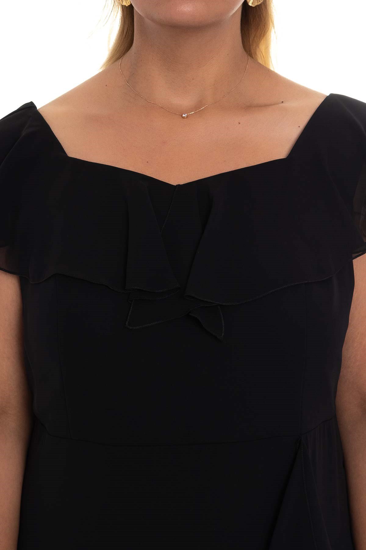 9305 BB Yakası VE Önü Fırfır Detay Şifon Elbise