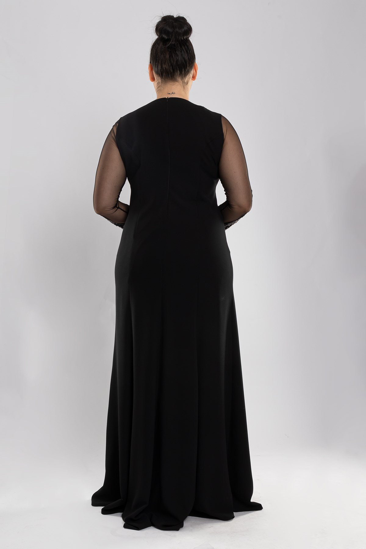 9311 BB Tül Kol Desenli Nakış İşl.Krep Elbise