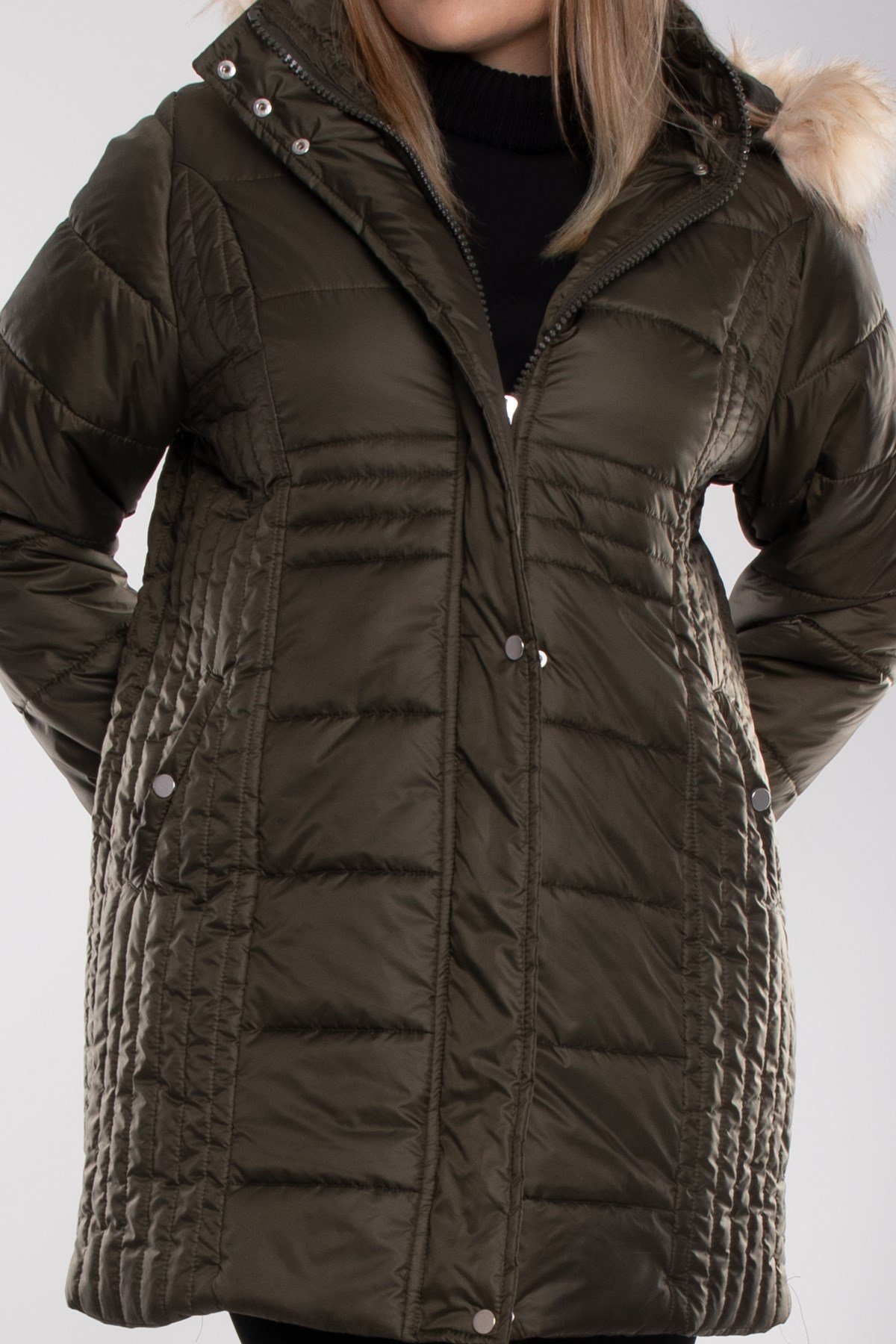9754 Büyük Beden Kapitone Kapüşonu Kürklü Astarlı Uzun Kadın Mont