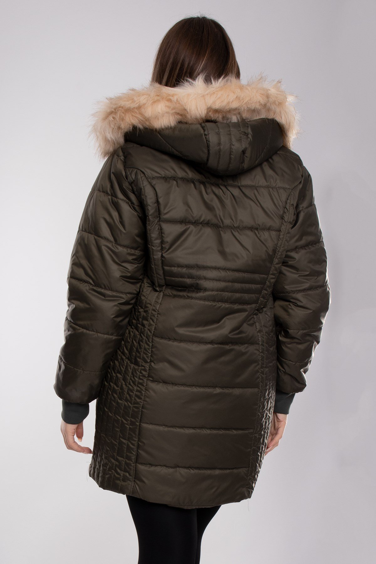 9754 Büyük Beden Kapitone Kapüşonu Kürklü Astarlı Uzun Kadın Mont
