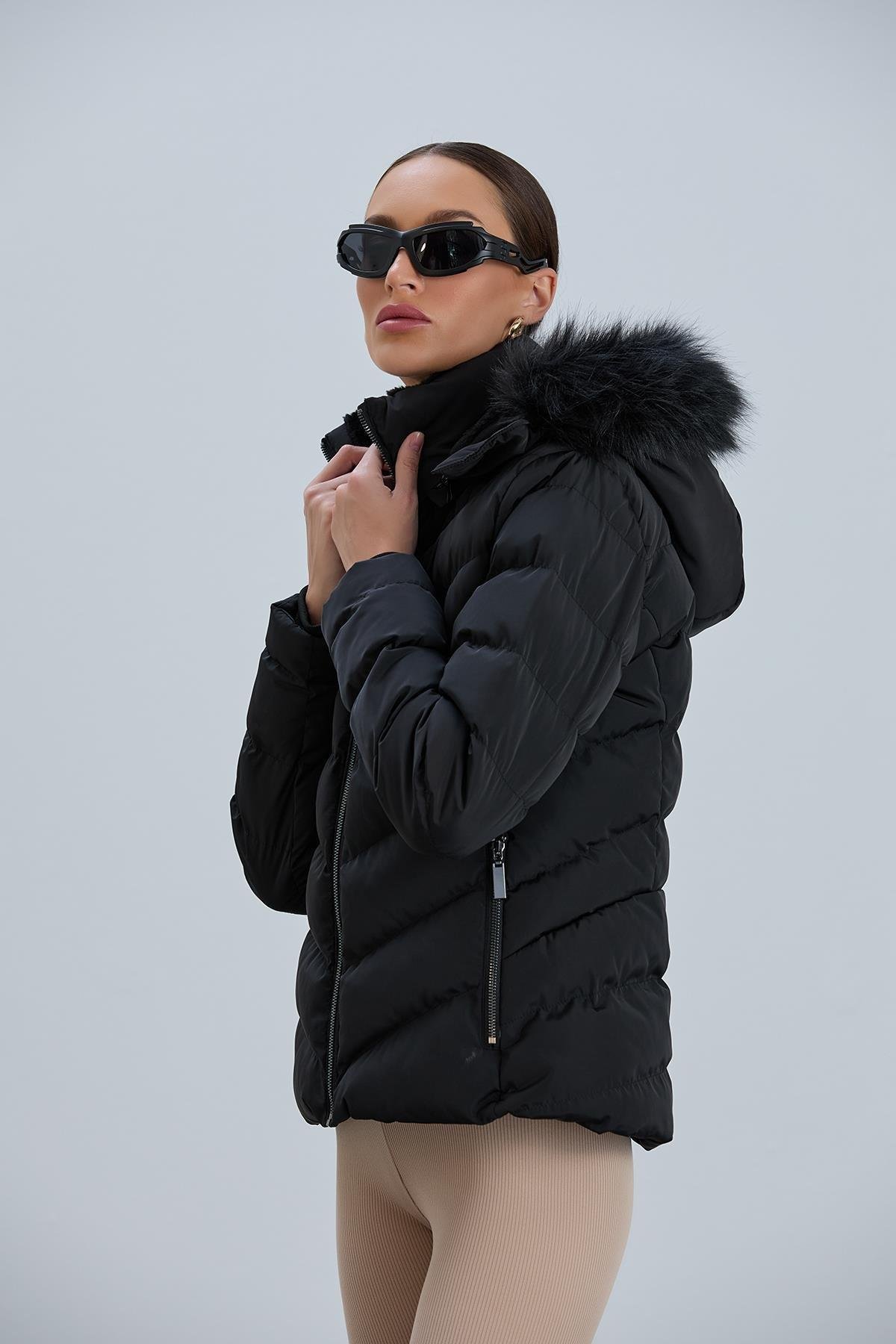 BESTE Slimfit Kapüşonlu İçi Kürklü Kısa Mont