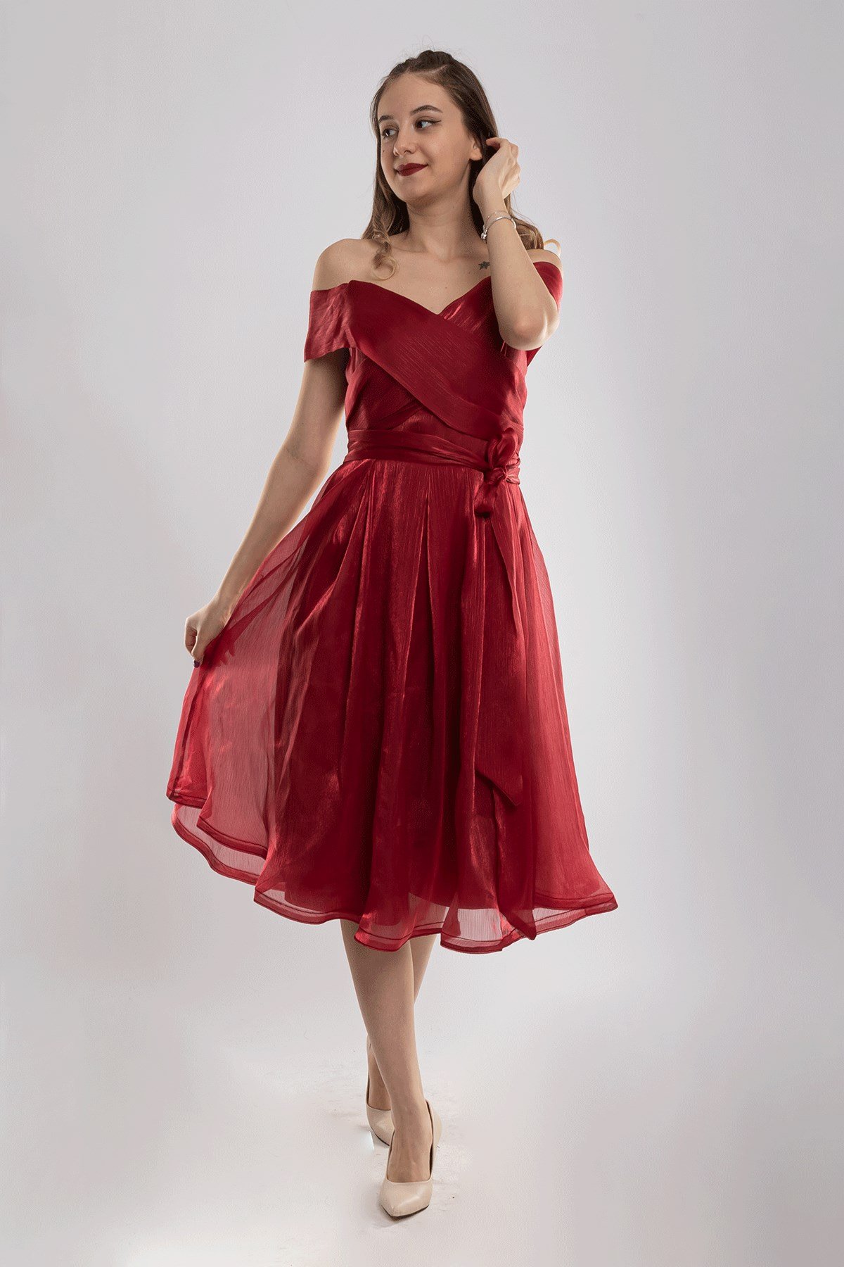 D-1066 Madonna Yaka Kuşaklı İpek Şifon Kısa Elbise