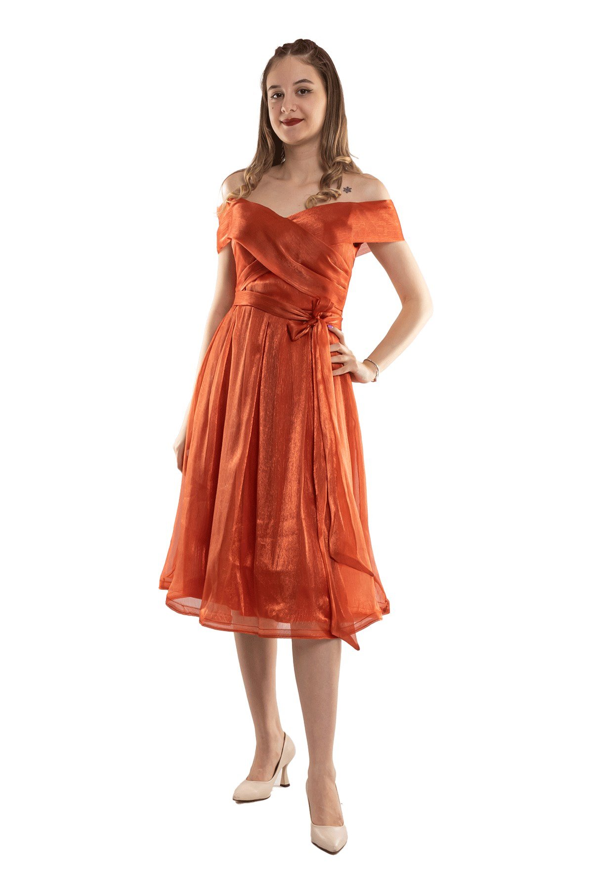 D-1066 Madonna Yaka Kuşaklı İpek Şifon Kısa Elbise