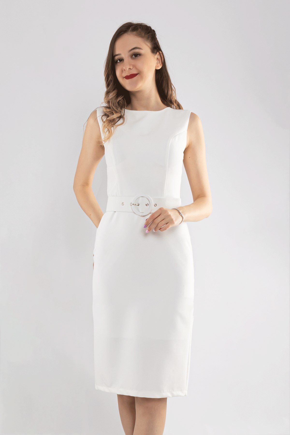 D-1068 Kemerli Kısa Krep Elbise