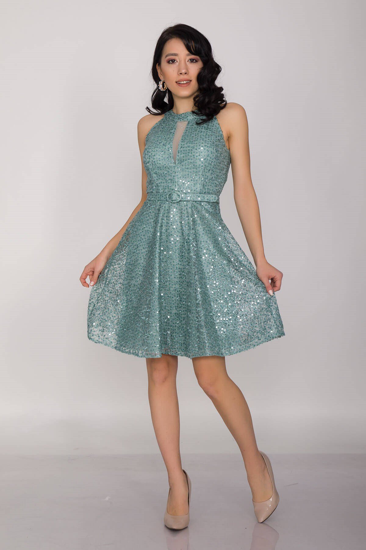 D-933 KB Kemerli Halter Yaka Sırt Detay Pulpayet Kısa Abiye Elbise