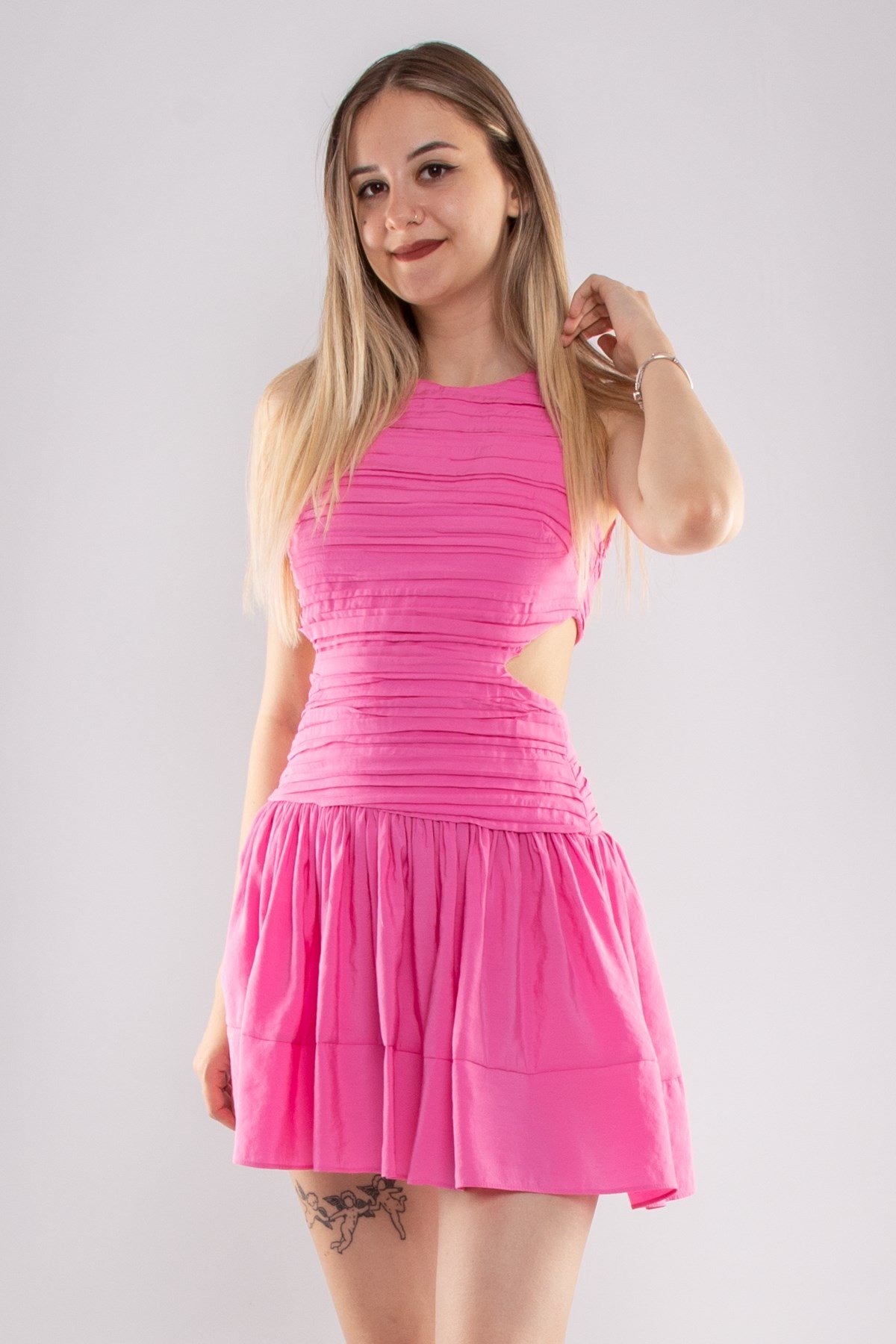 DRS7007 Pilise Düğme Detay Sırtı Açık Drape Mini Elbise