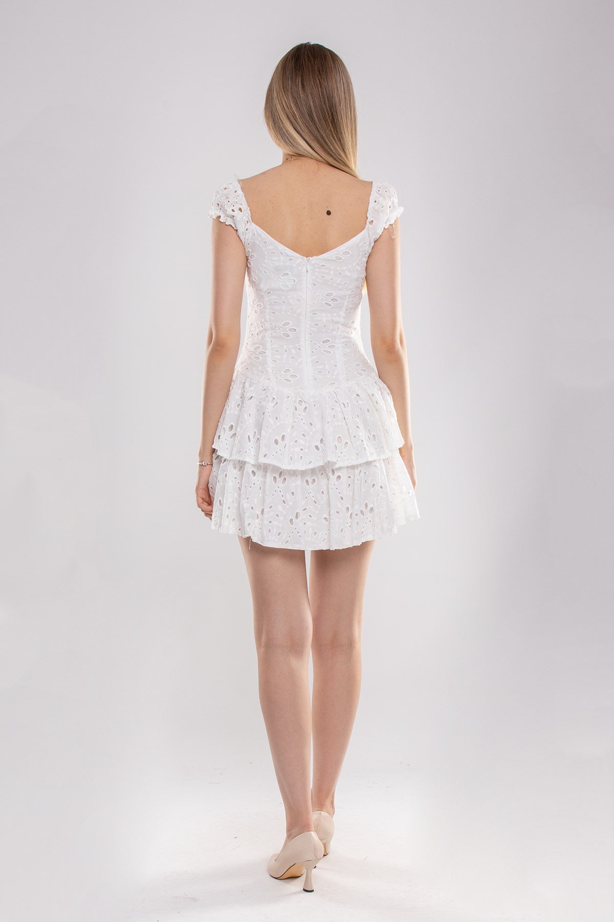 DRS7018 Brode Fisto Eteği Katlı Kısa Kol Ucu Lastikli Mini Elbise