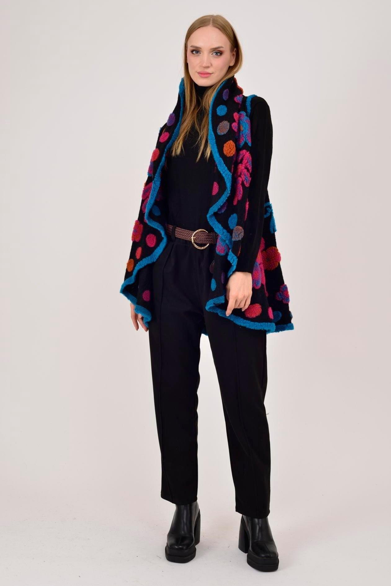 K031 Çiçek Desen Kabartmalı Keçe Yelek