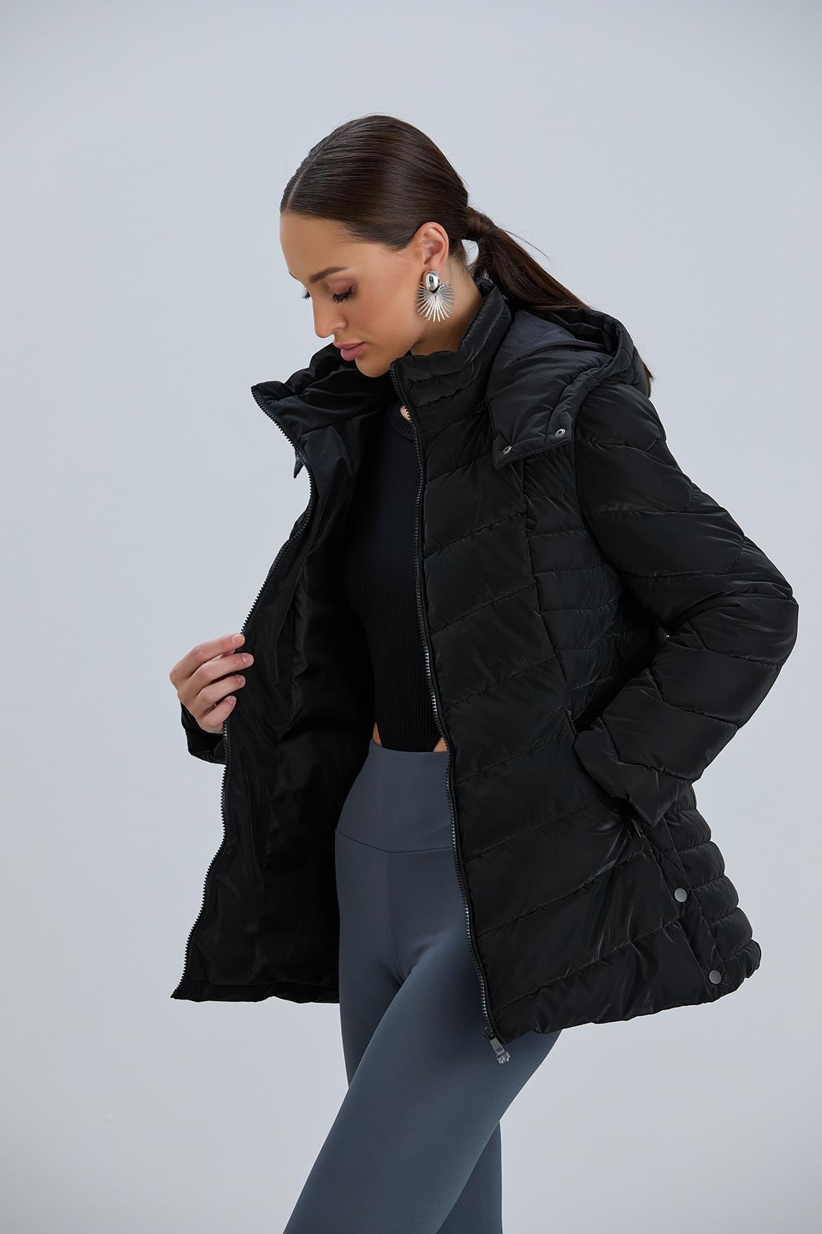 MANA Yandan Çıtçıtlı Kapüşonlu Slimfit Parlak Kısa Mont