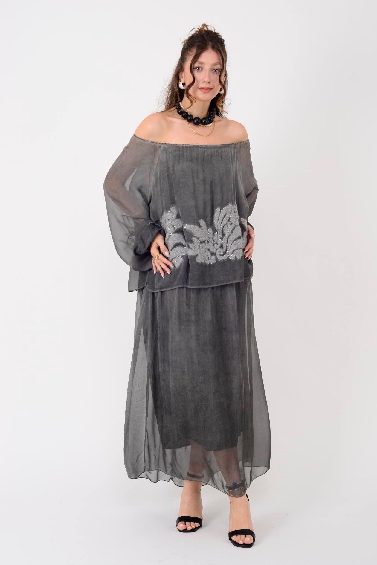 SN338 Nakış Detay Yaka Lastikli Bluzlu Uzun İpek Elbise