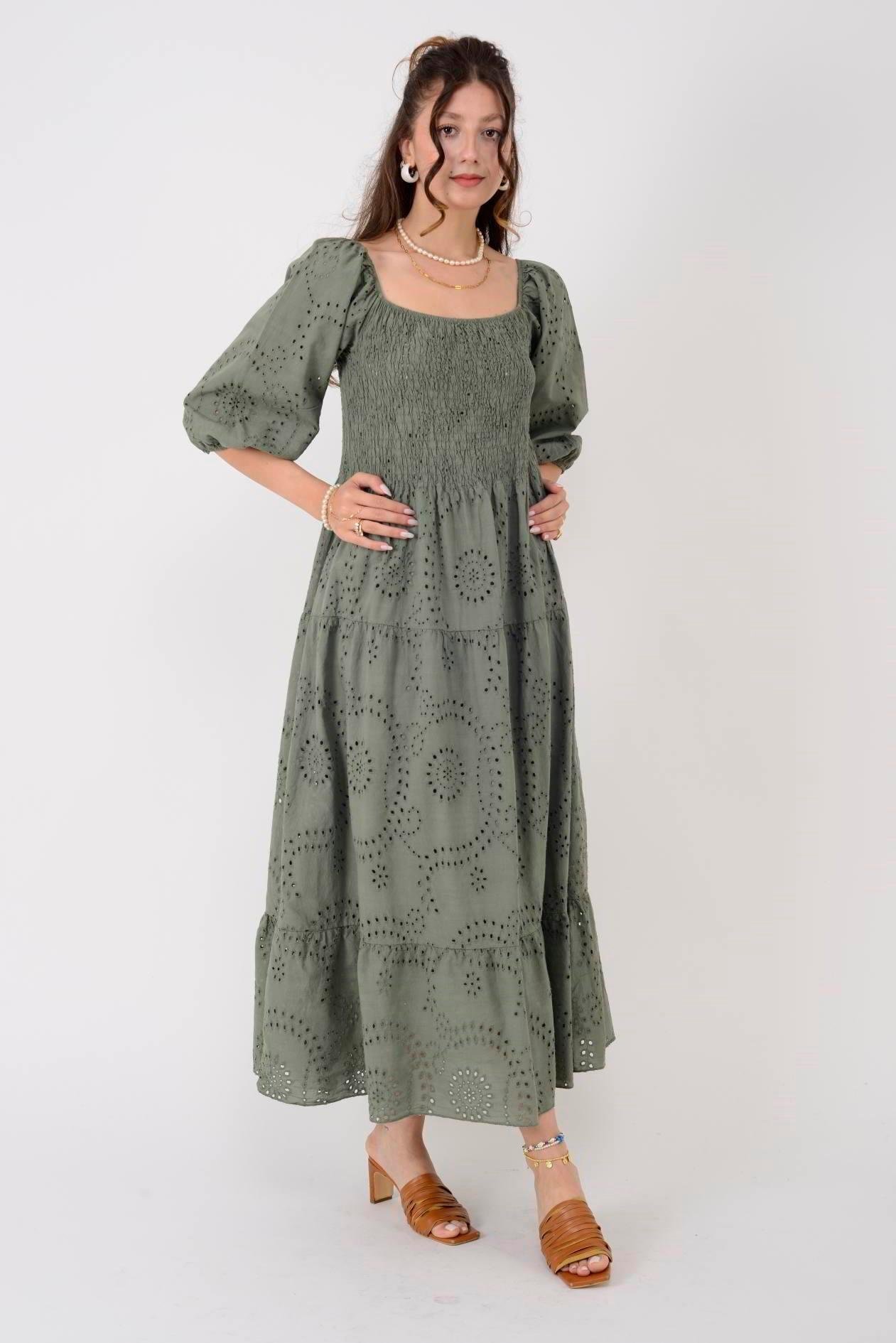 SN611 Kare Yaka Fistolu Katlı Uzun Elbise