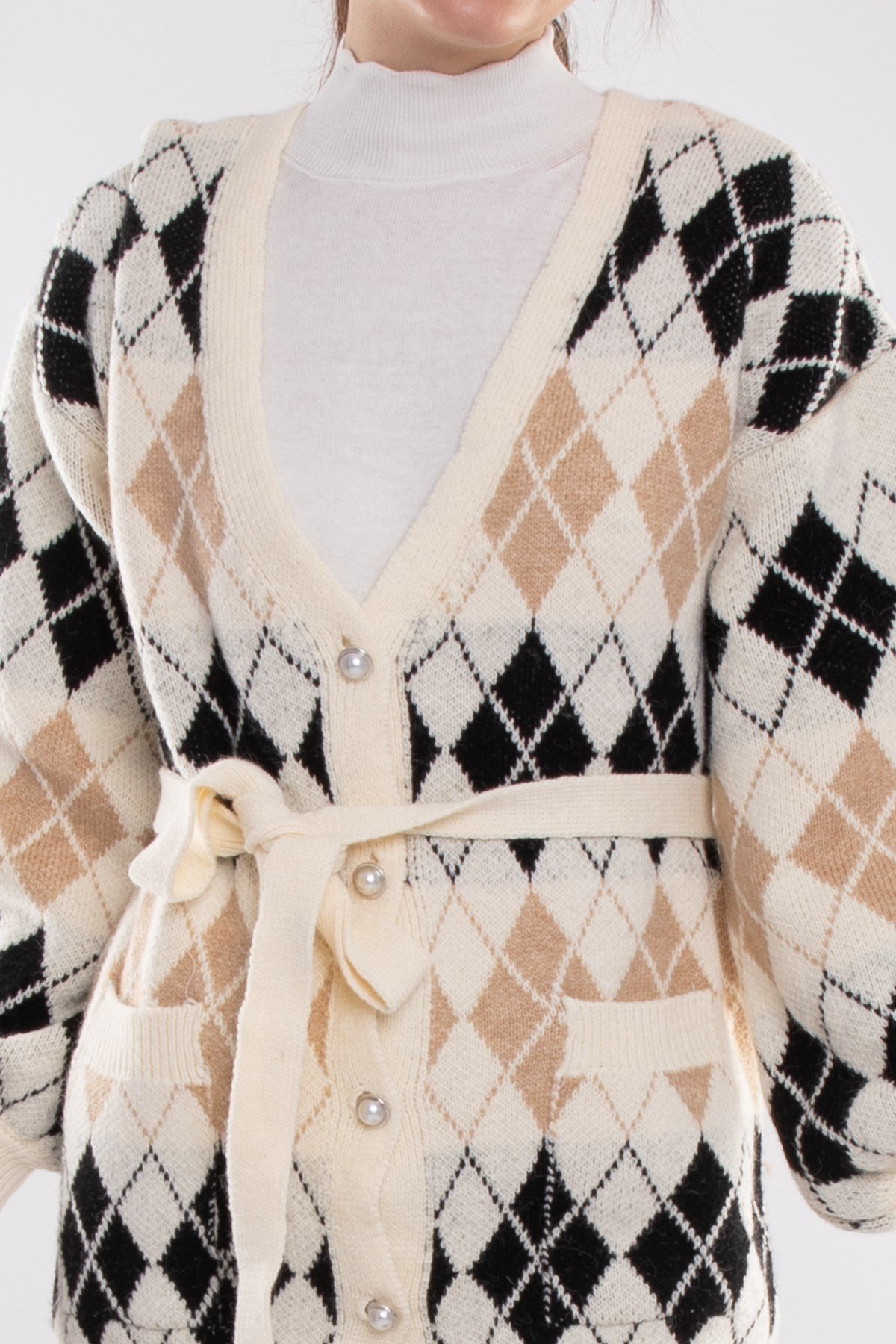 T93723 Cepli Baklava Desen İnci Düğmeli Triko Hırka