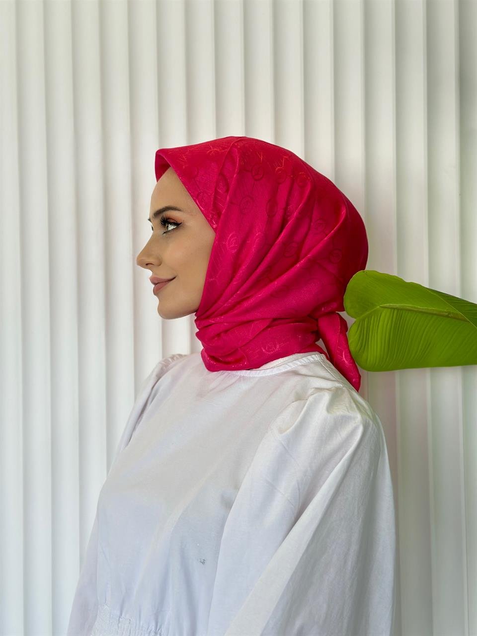 Fuşya - Monogram Desen Eşarp
