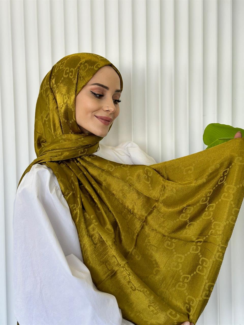 Oliv Yeşili - G Desen Parlak Şal