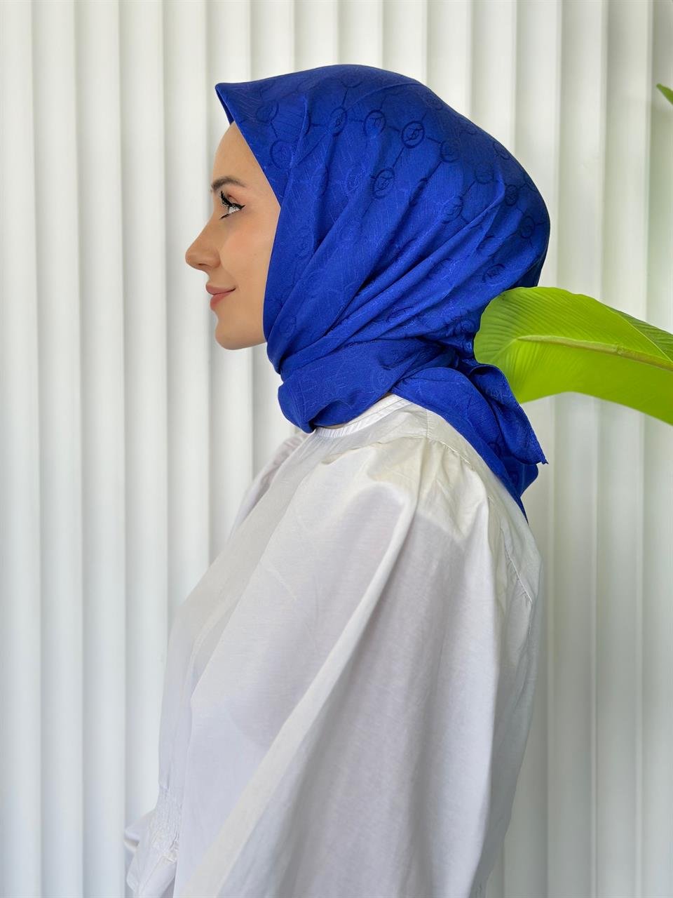 Saks Mavi- Monogram Desen Eşarp