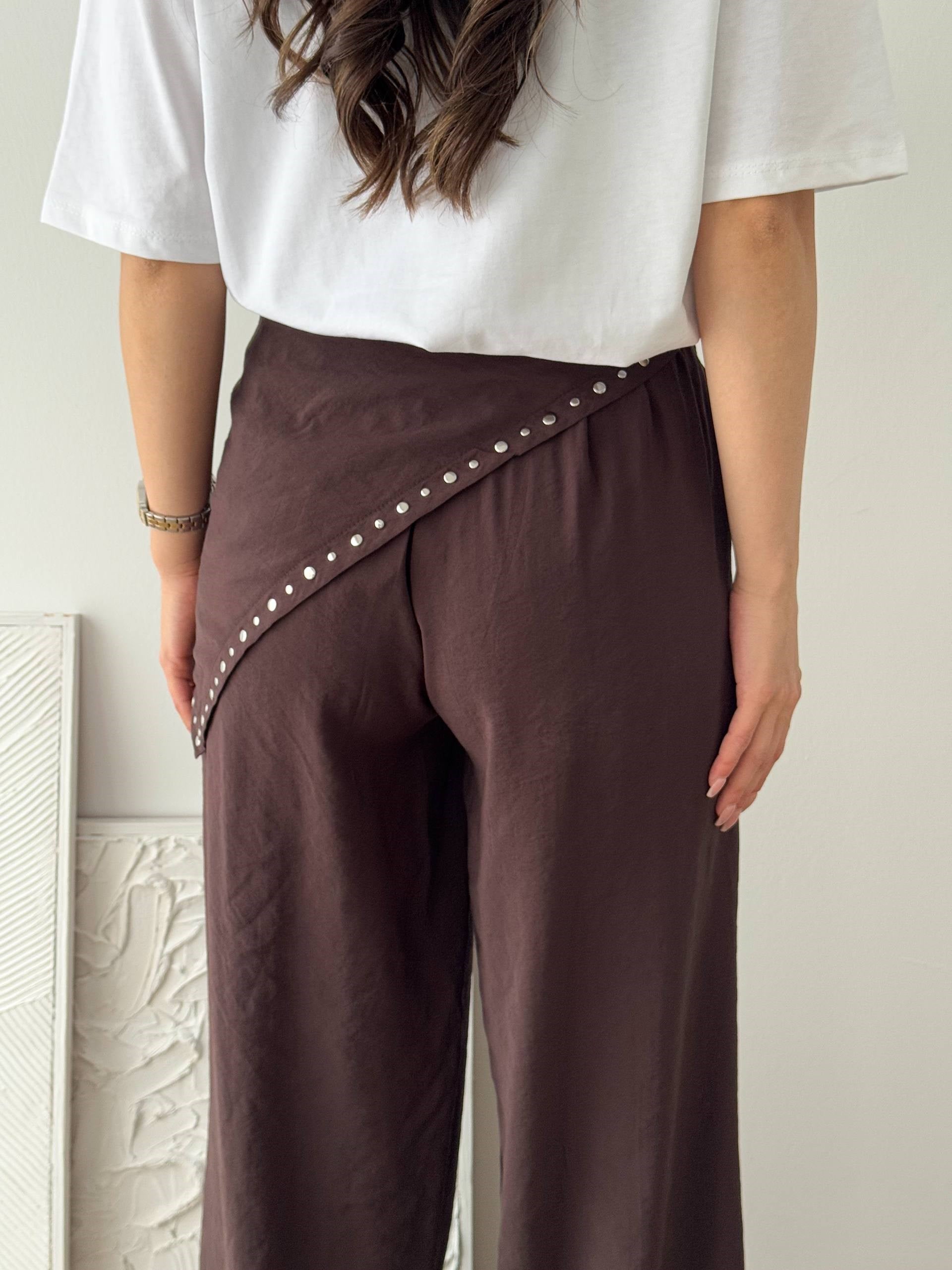 EŞARP DETAY KAHVERENGİ PANTALON