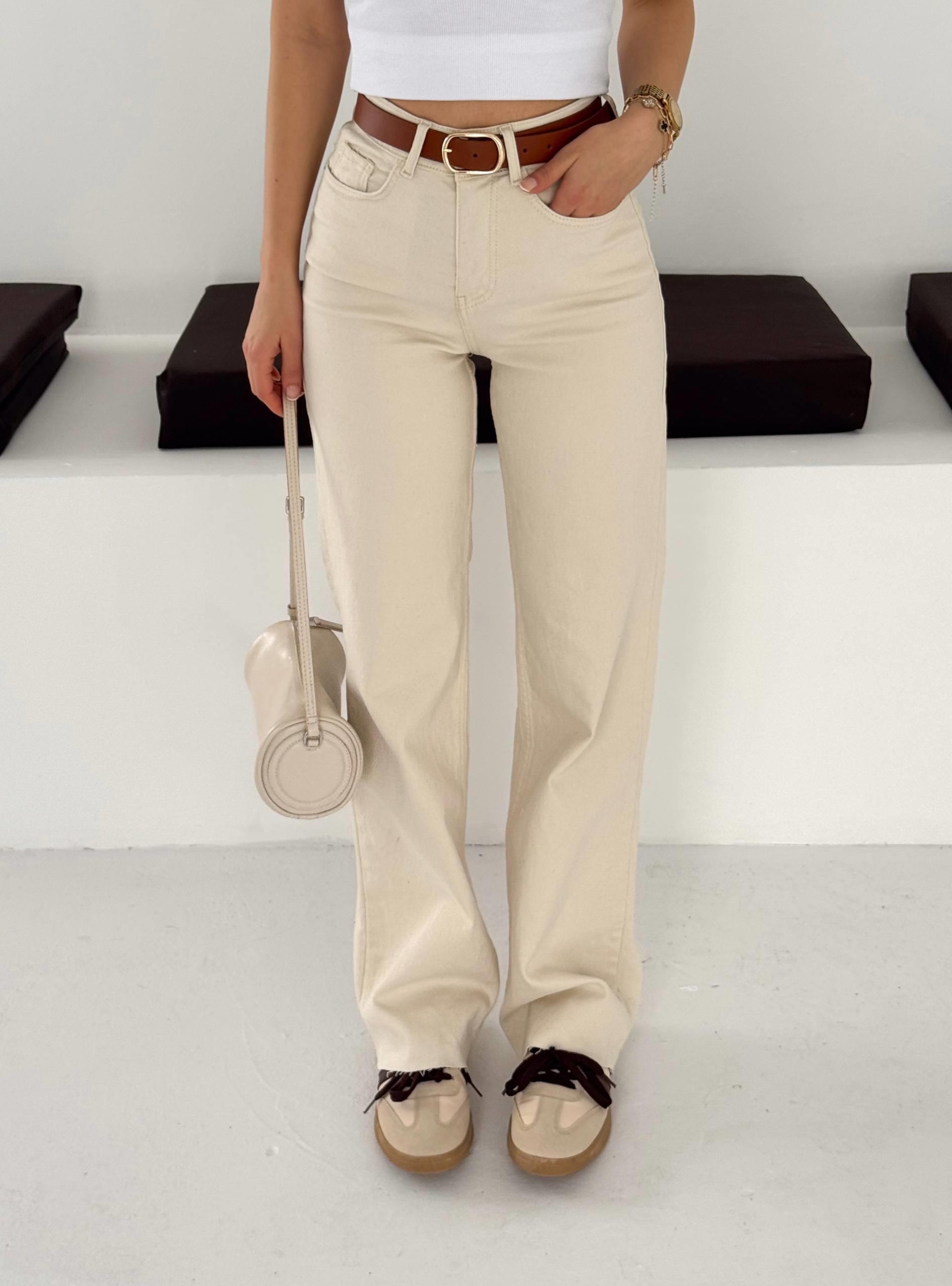 KEMERLİ KREM PANTALON